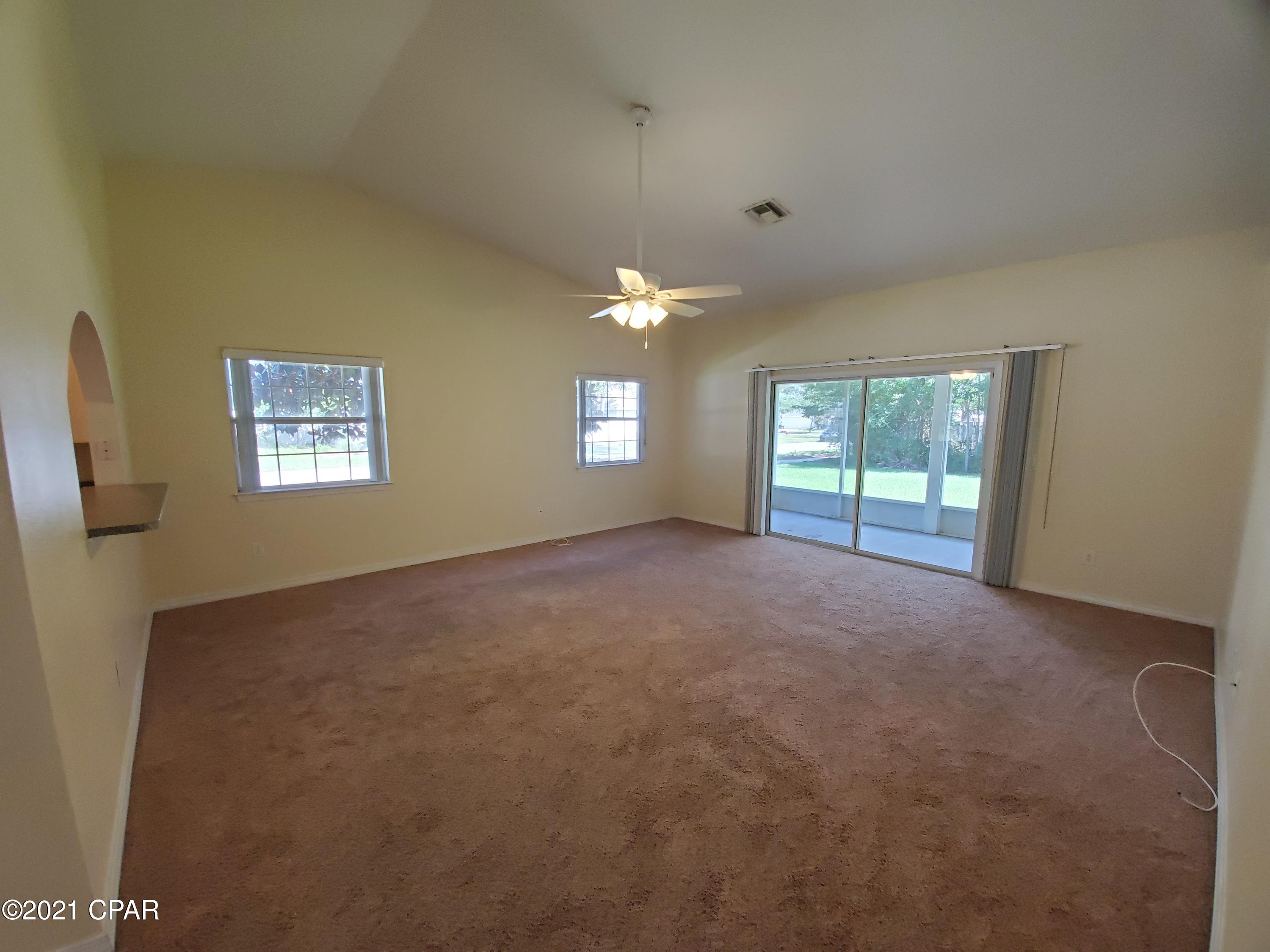 Palm Cove Phase III - Residential Lease