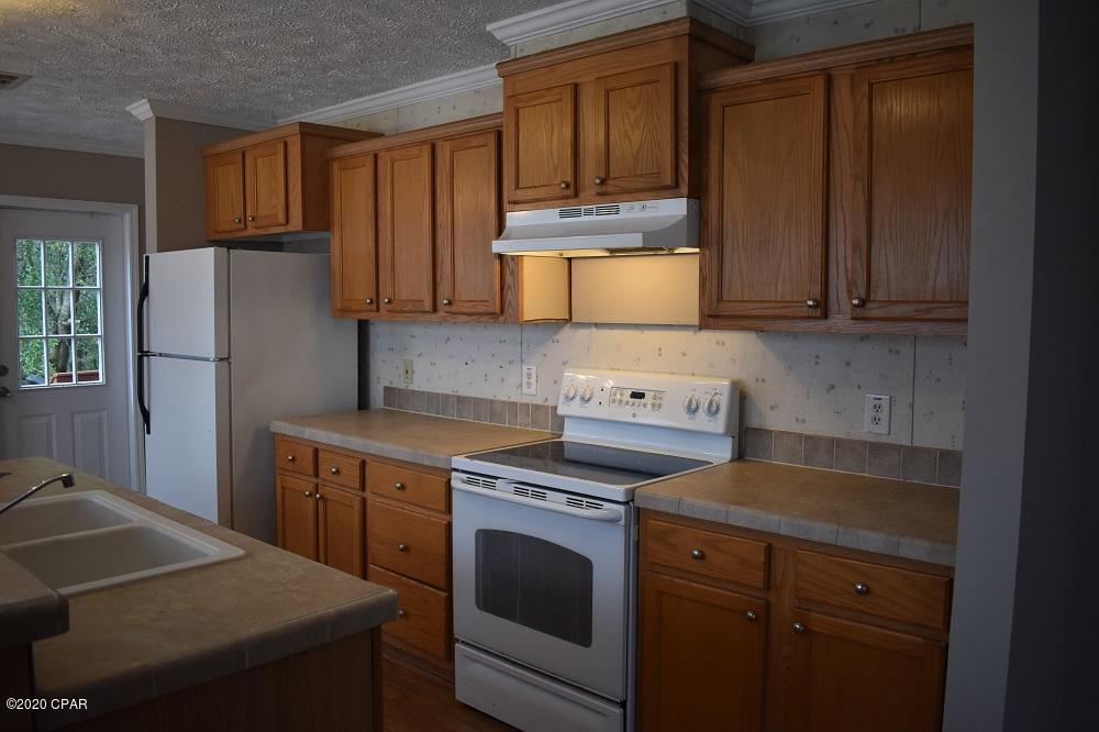 [No Recorded Subdiv] - Residential Lease