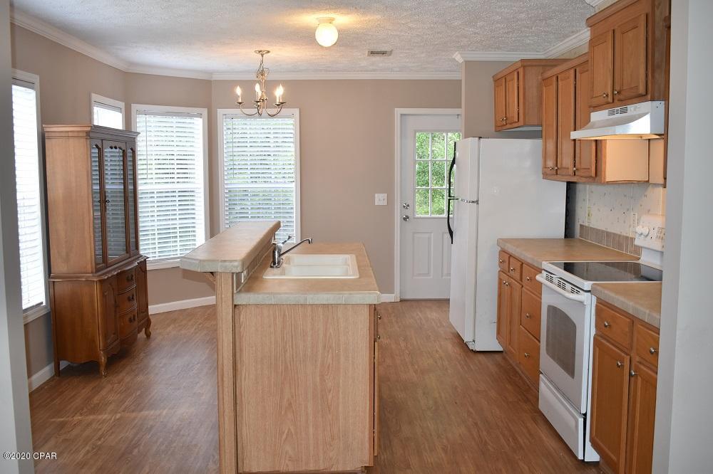 [No Recorded Subdiv] - Residential Lease