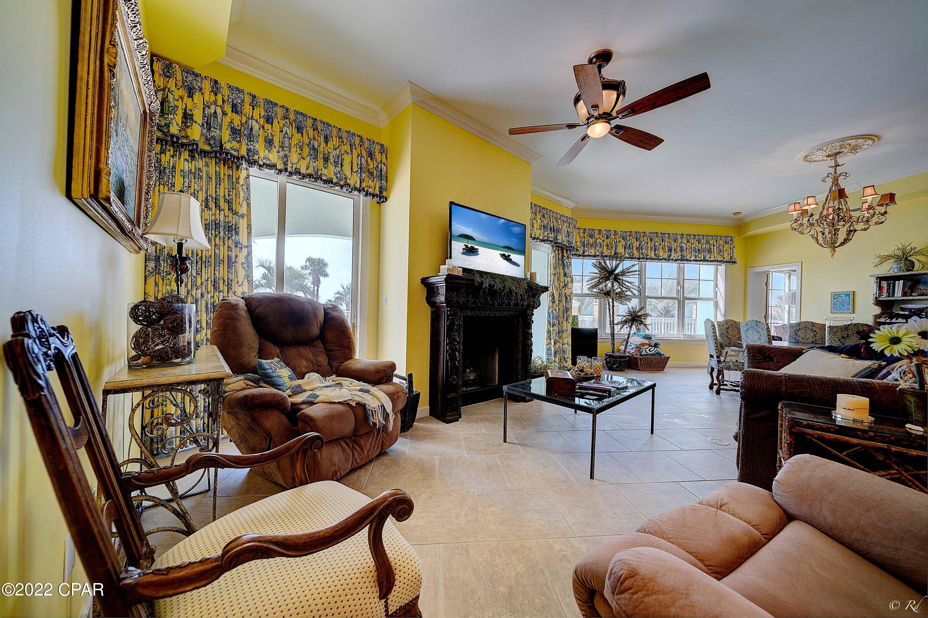 En Soleil Condo - Residential