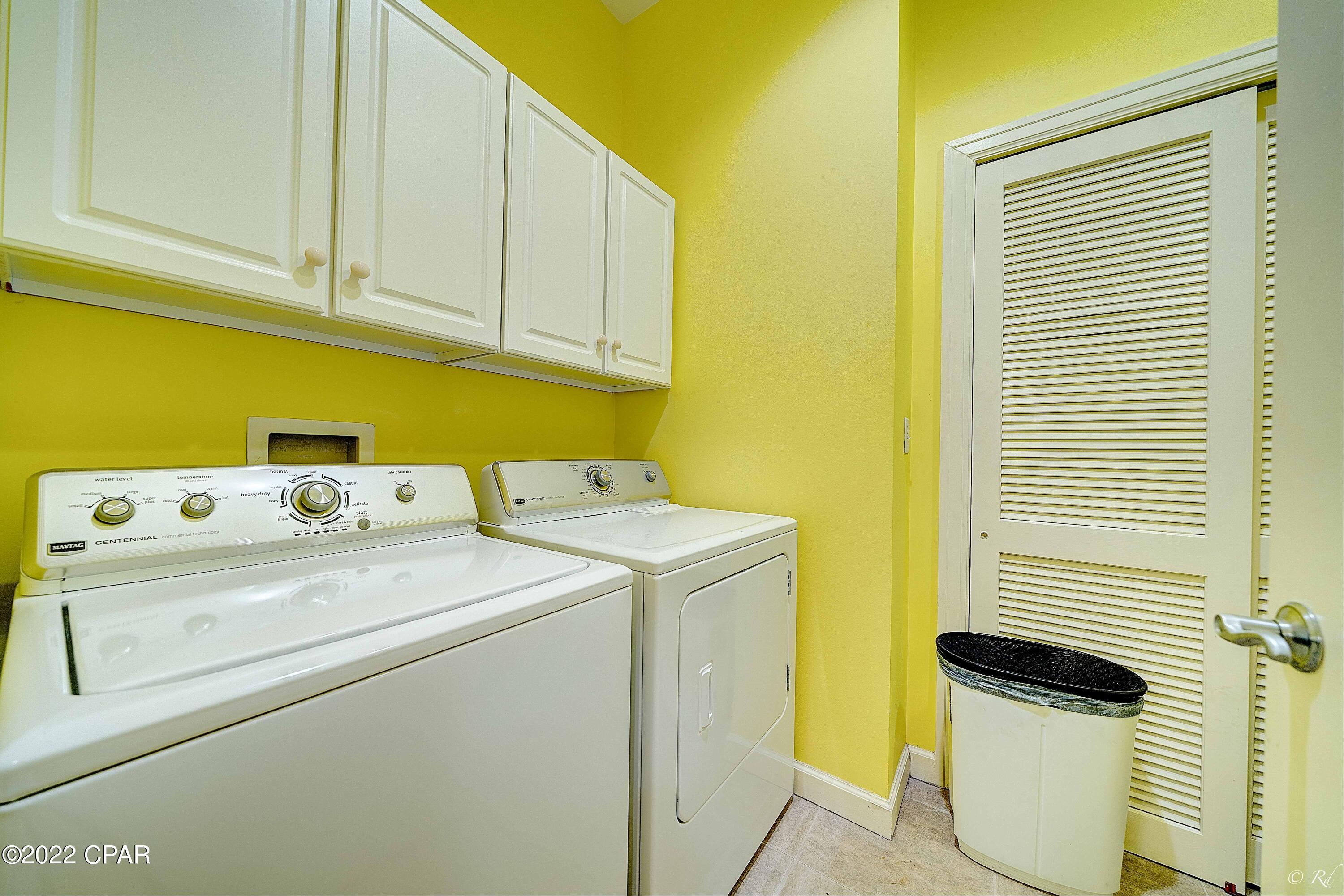 En Soleil Condo - Residential