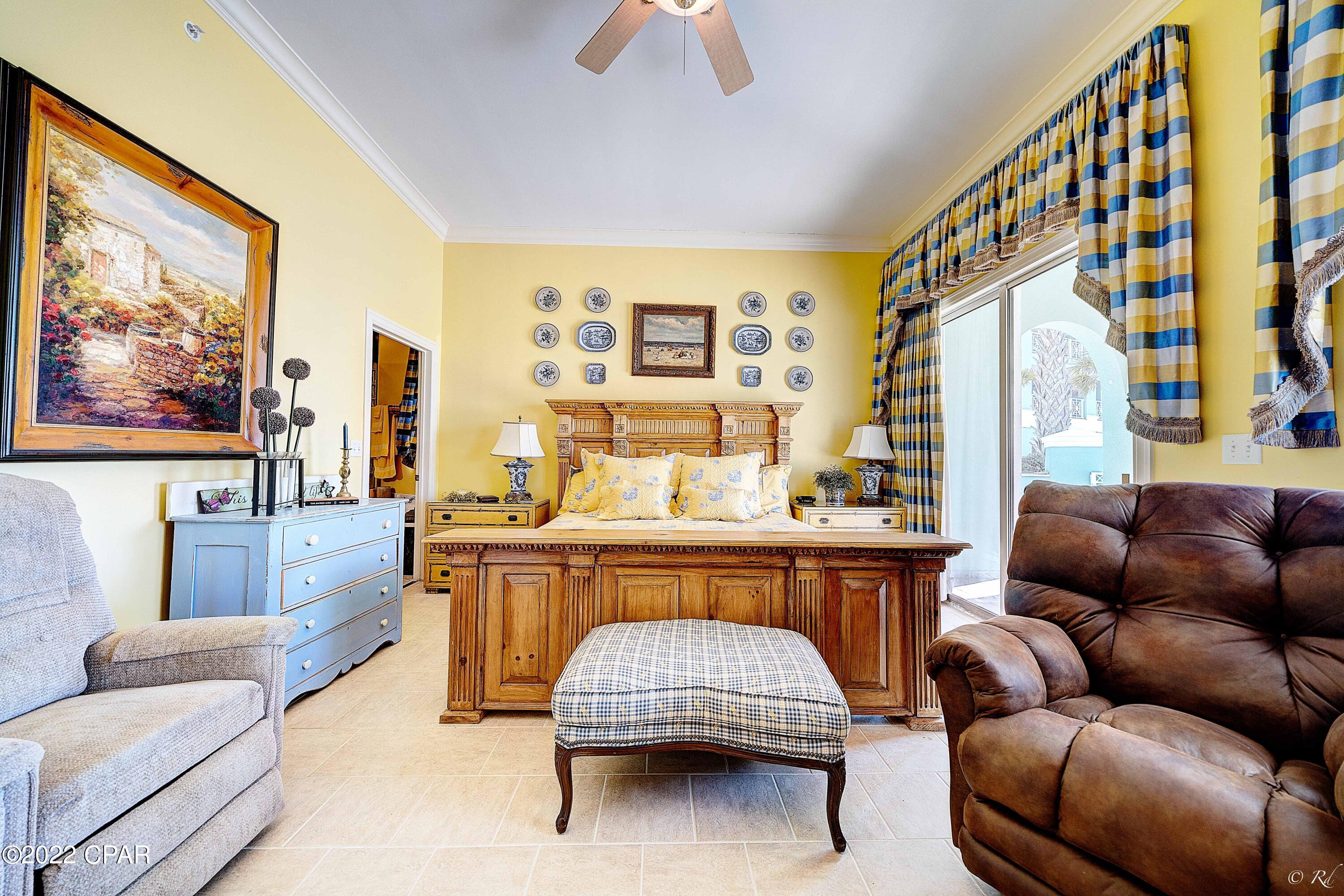 En Soleil Condo - Residential