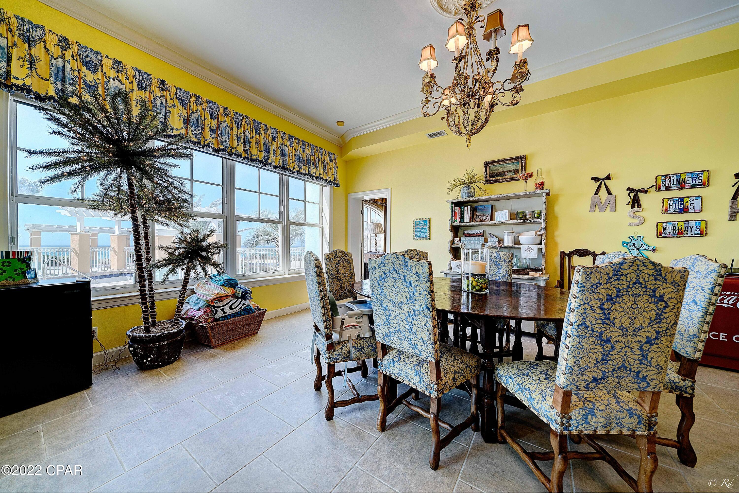 En Soleil Condo - Residential