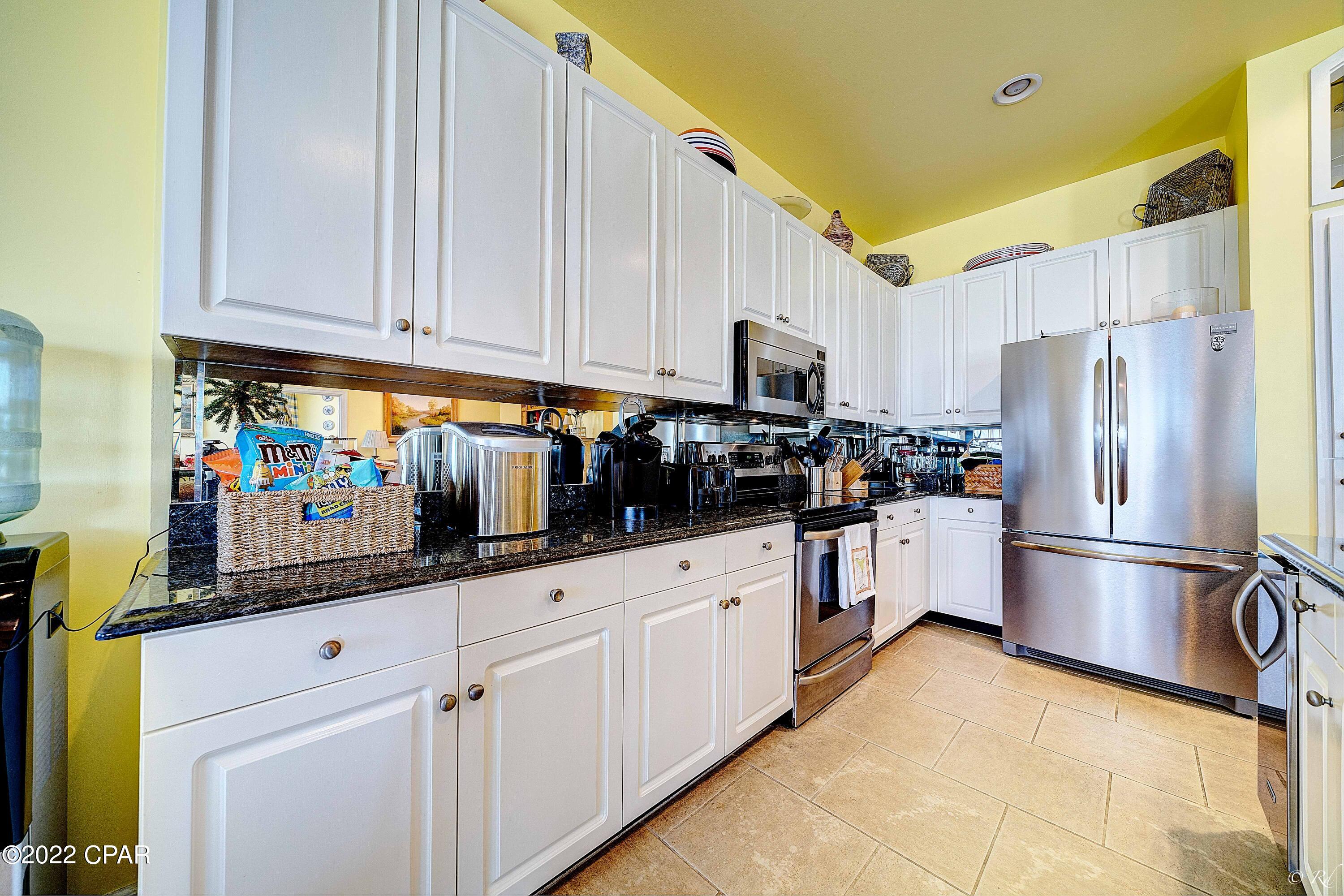 En Soleil Condo - Residential