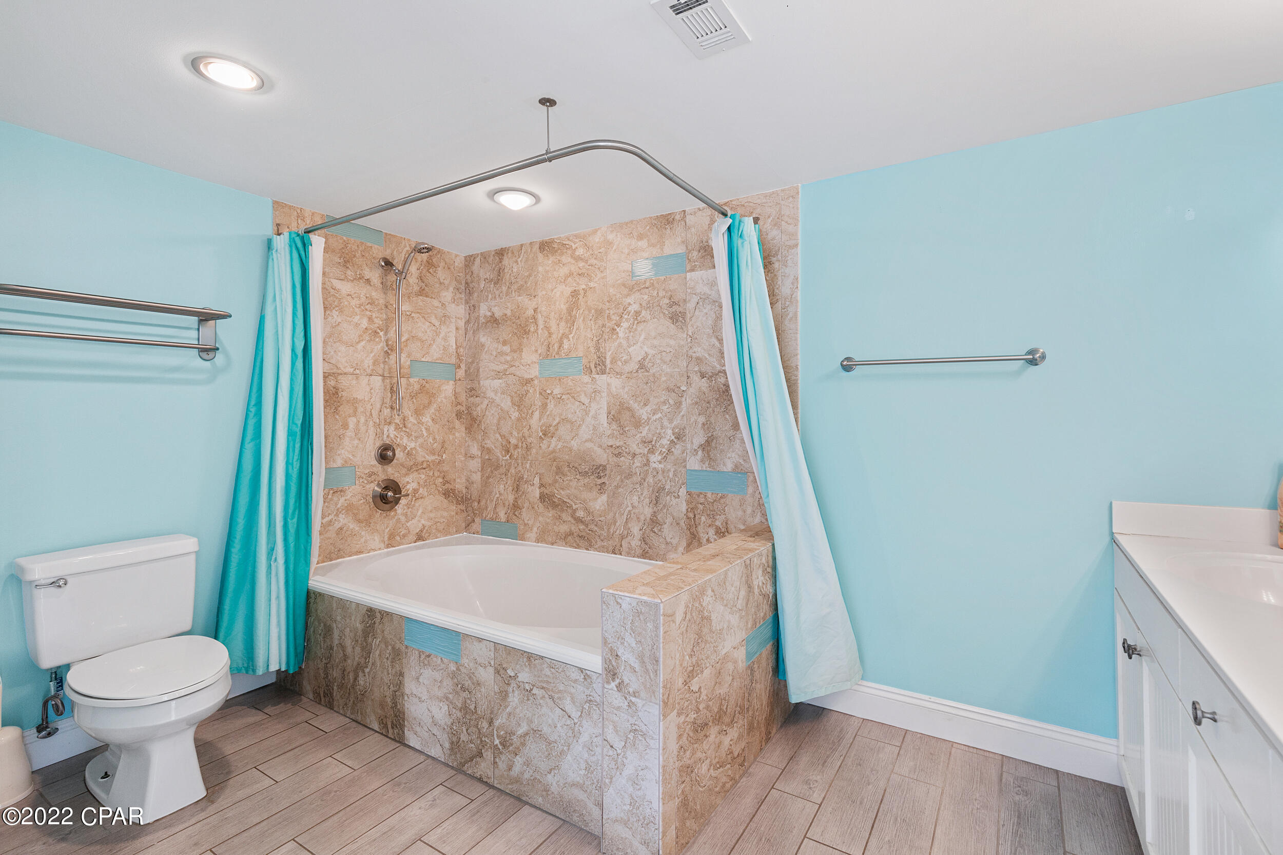 Long Beach Towers I - Residential