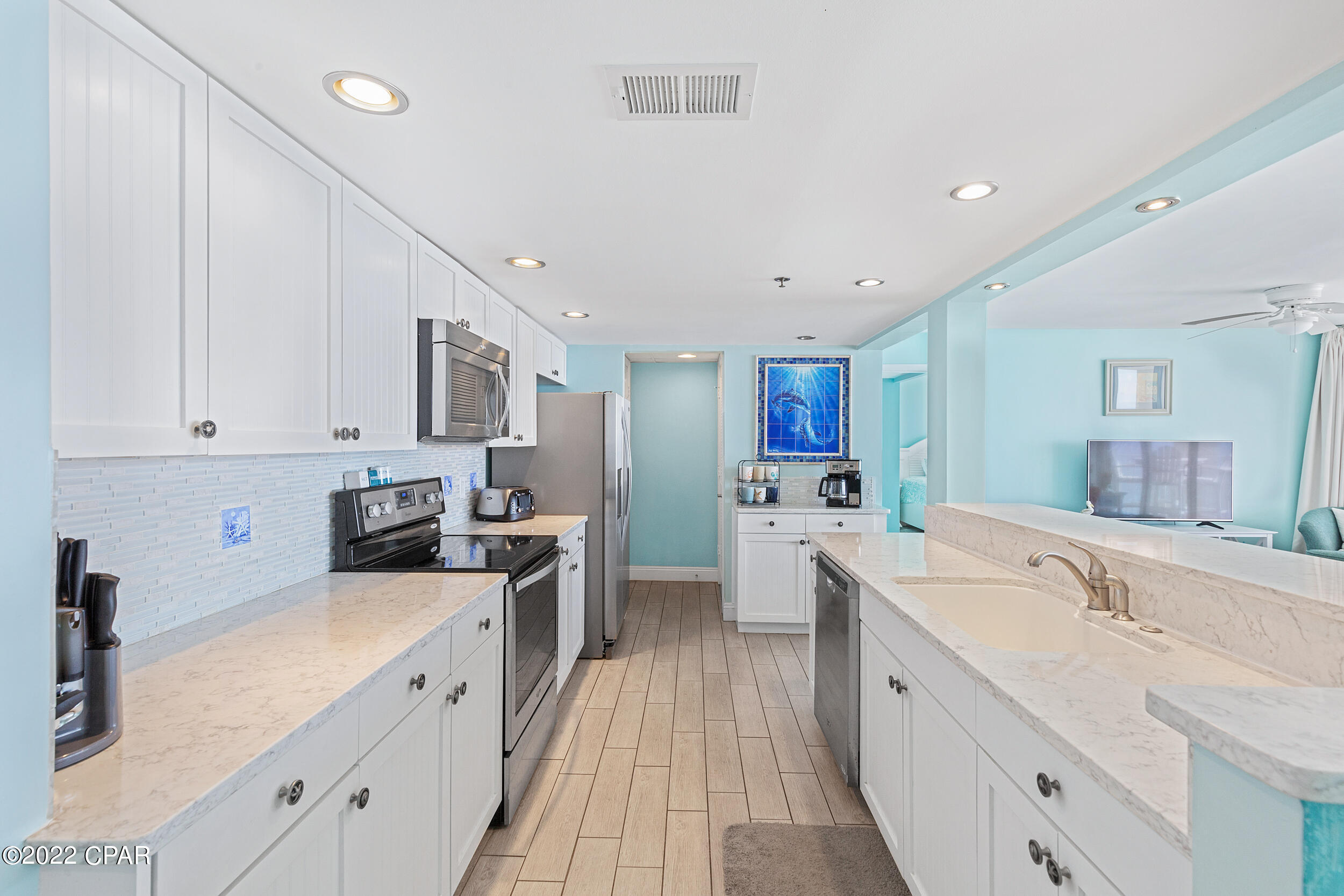 Long Beach Towers I - Residential