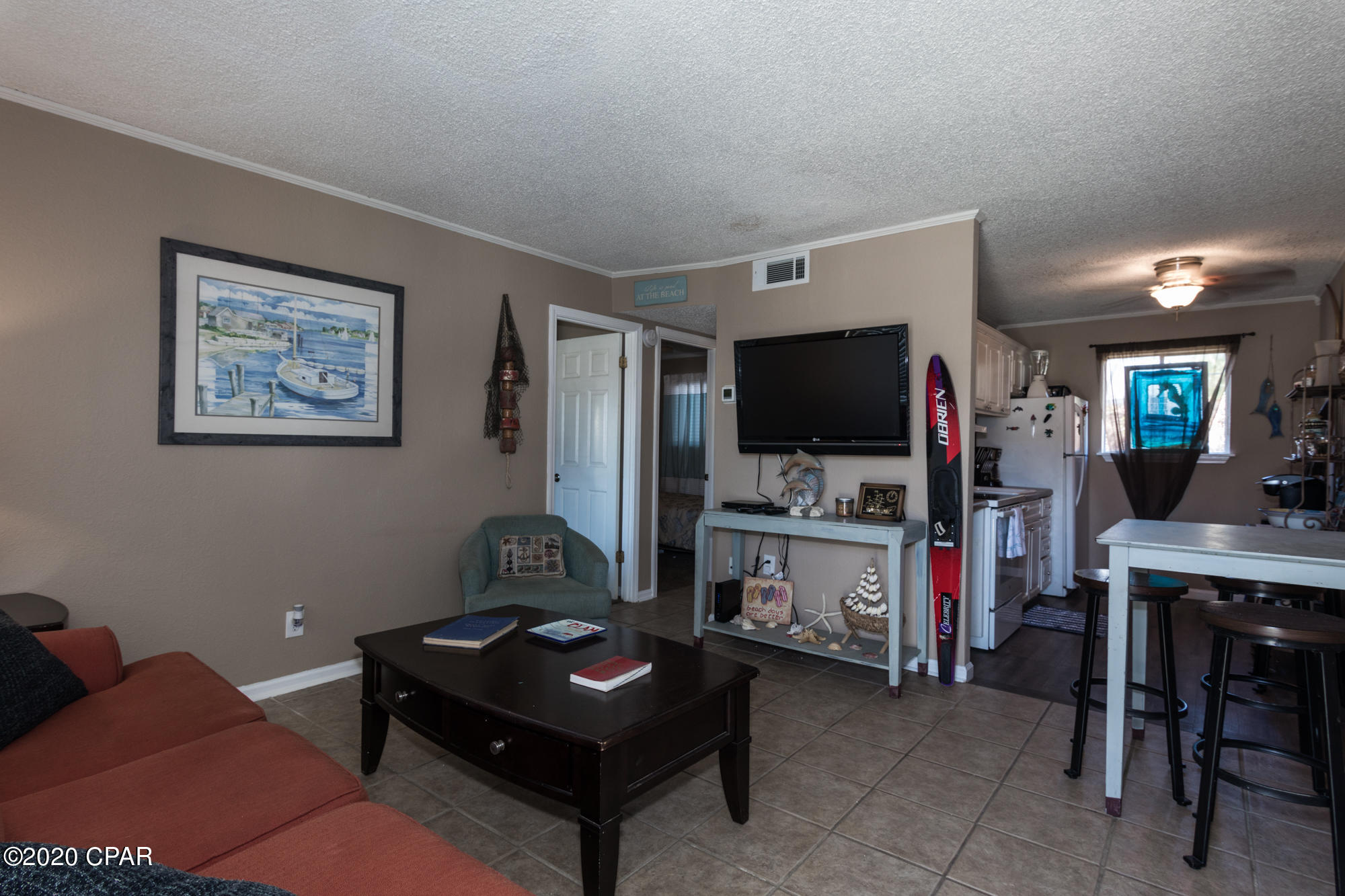 Lazy Daze Condo. - Residential