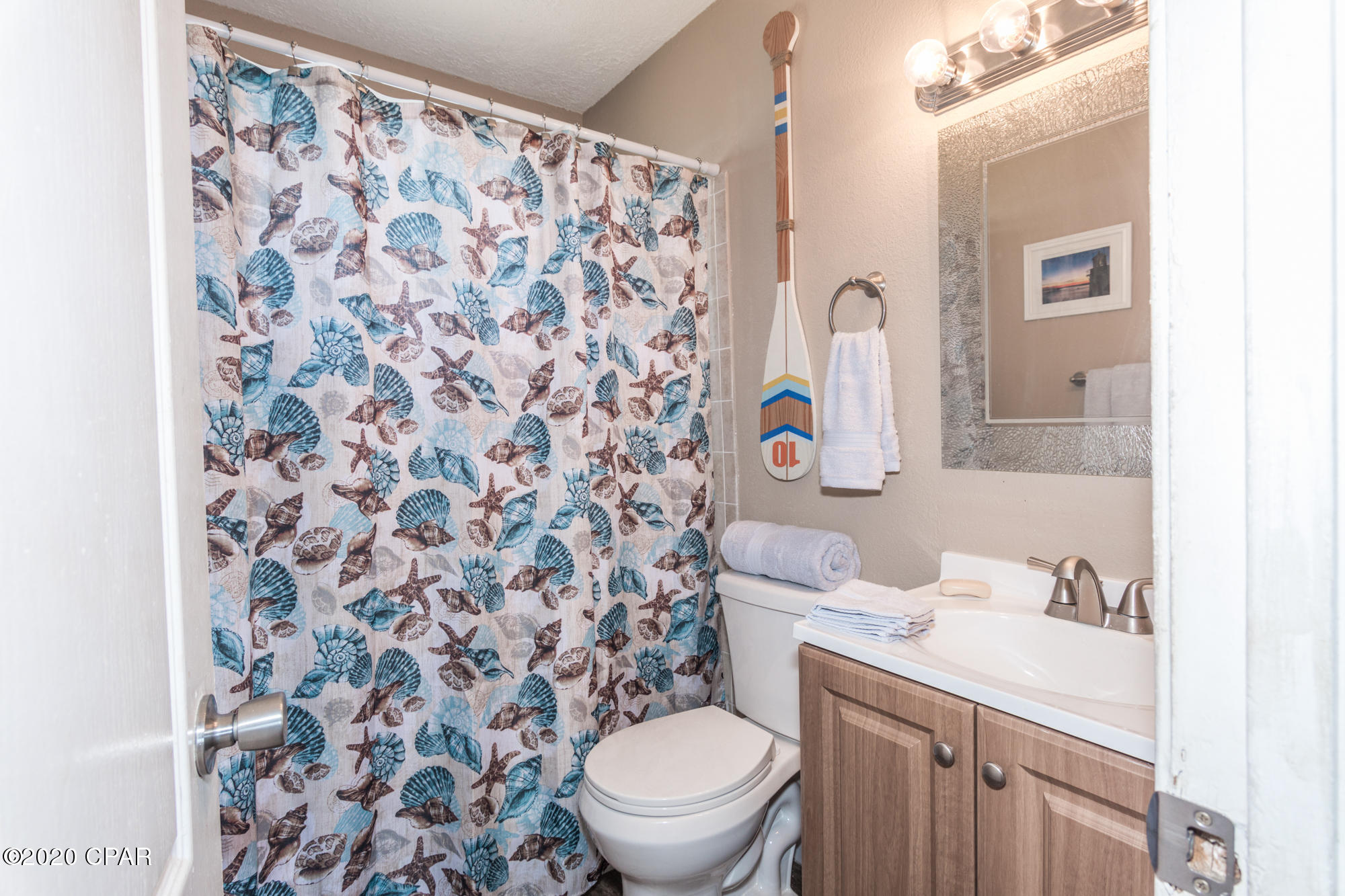 Lazy Daze Condo. - Residential