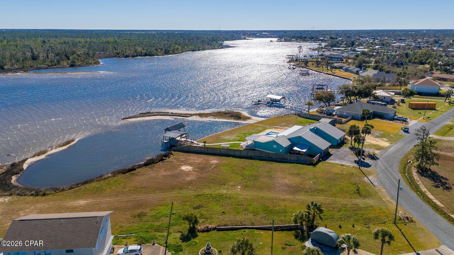 College Point - Land