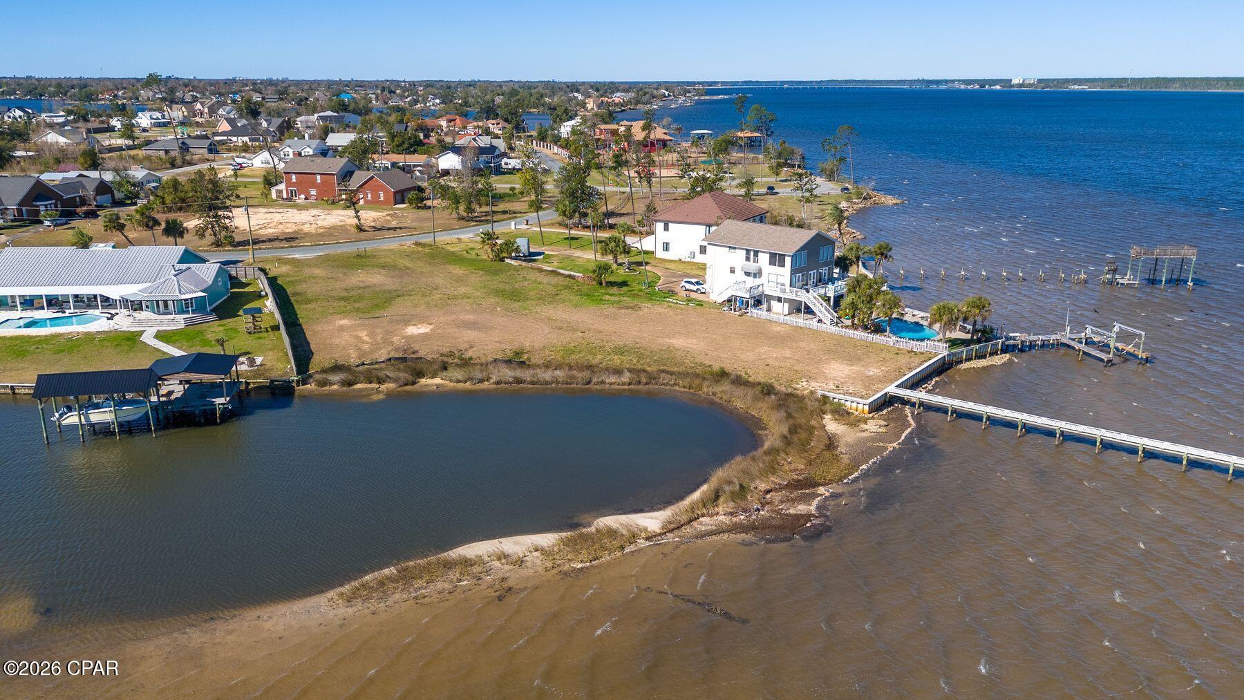 College Point - Land