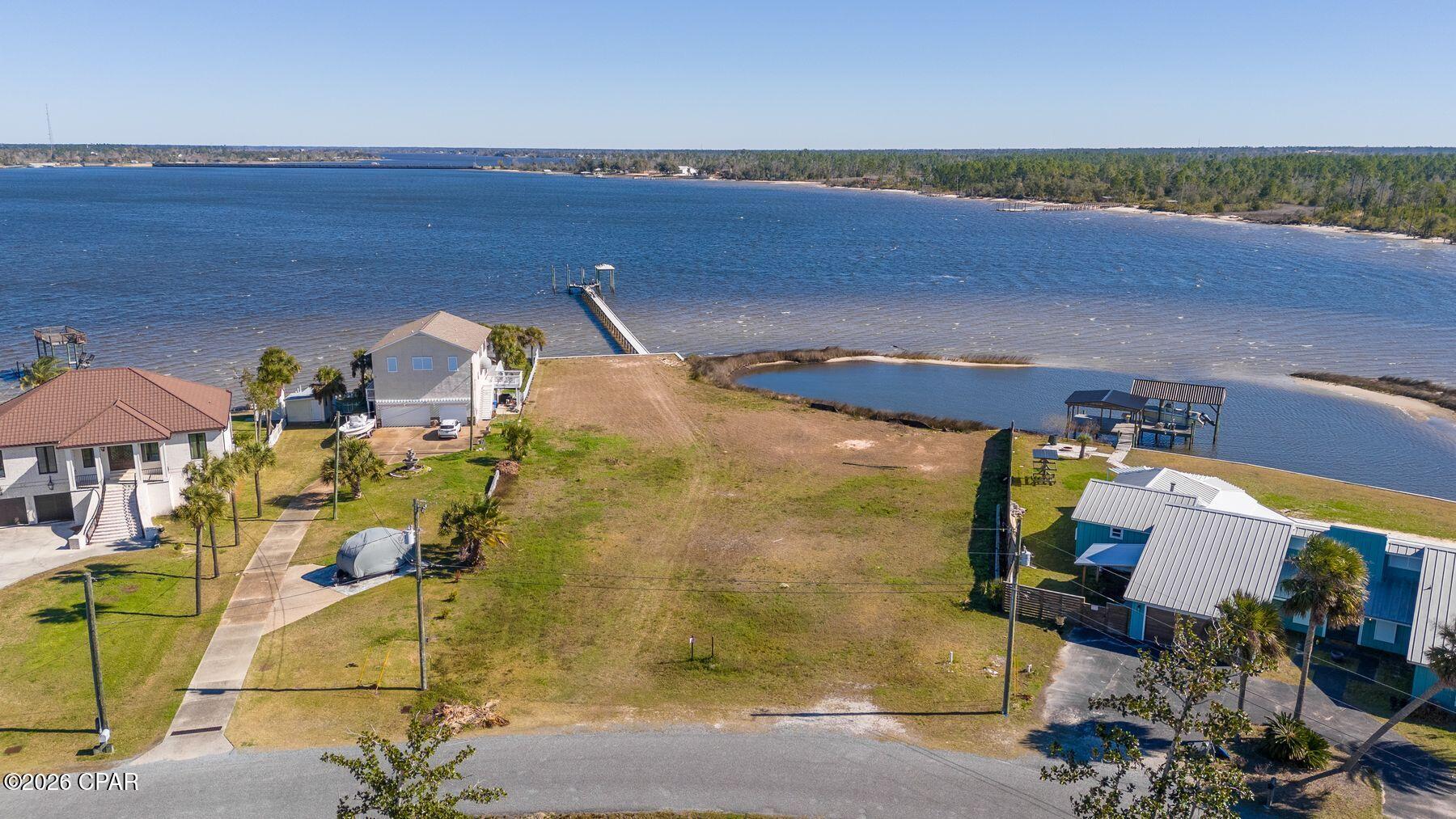 College Point - Land