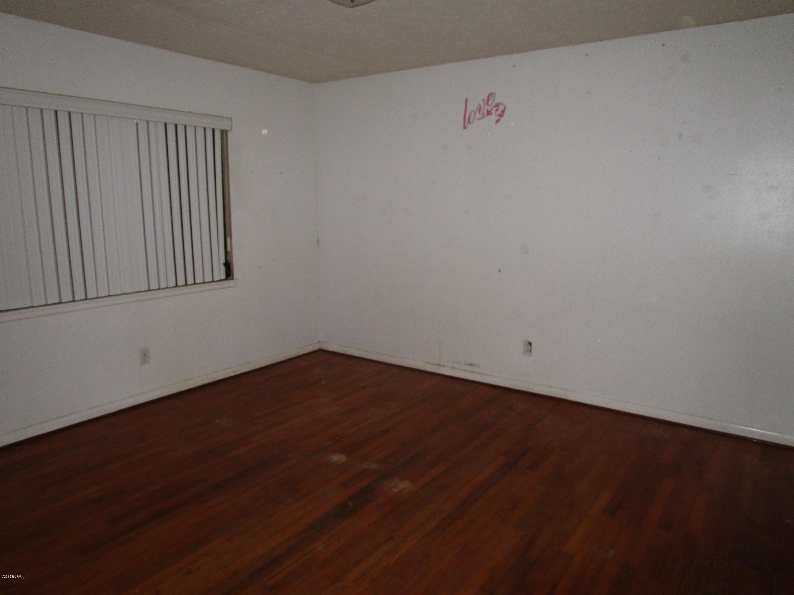 Pretty Bayou Hts 2nd - Residential