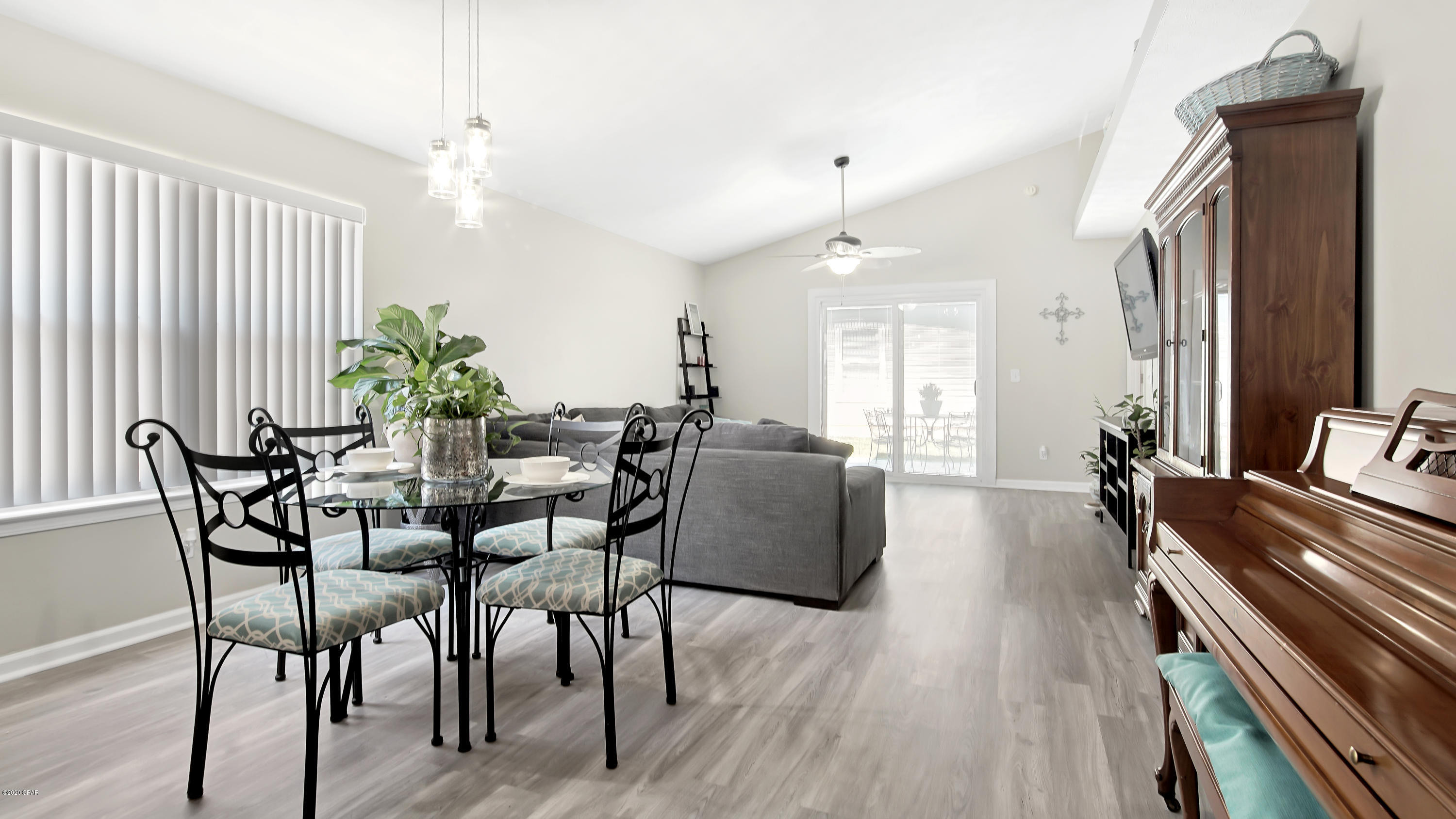 Palm Cove - Residential