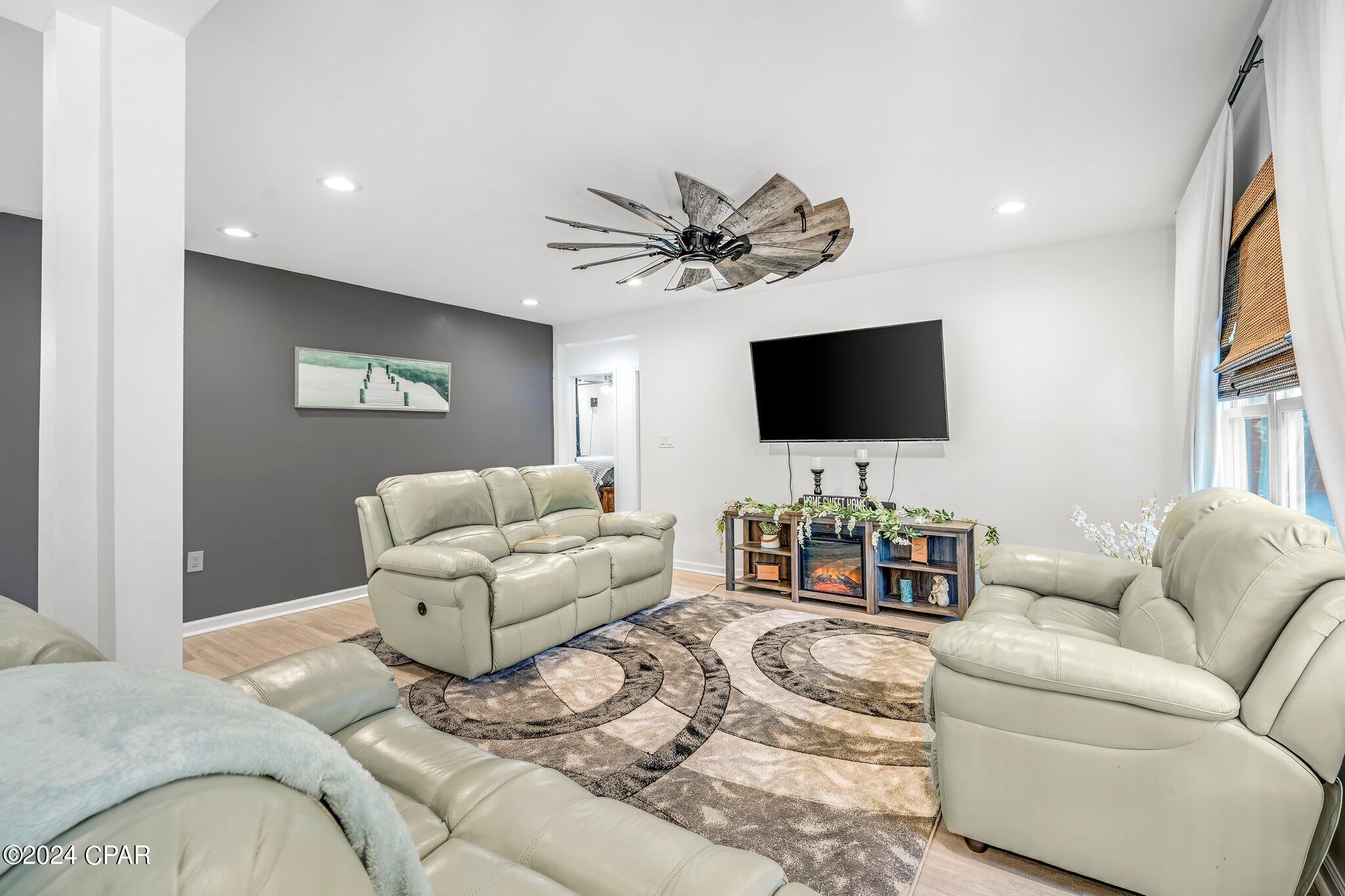 Sudduths 1st Add - Residential