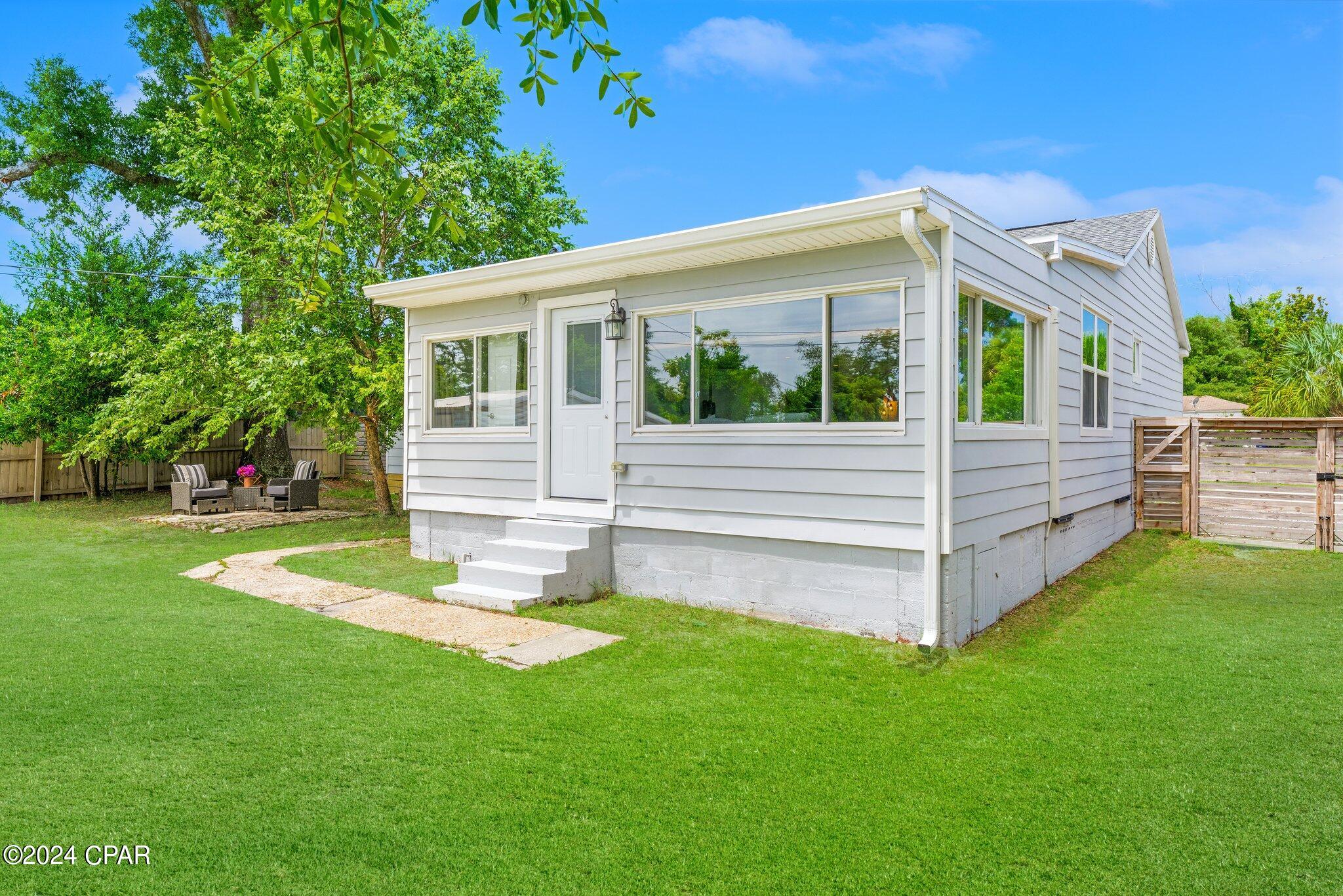 Sudduths 1st Add - Residential