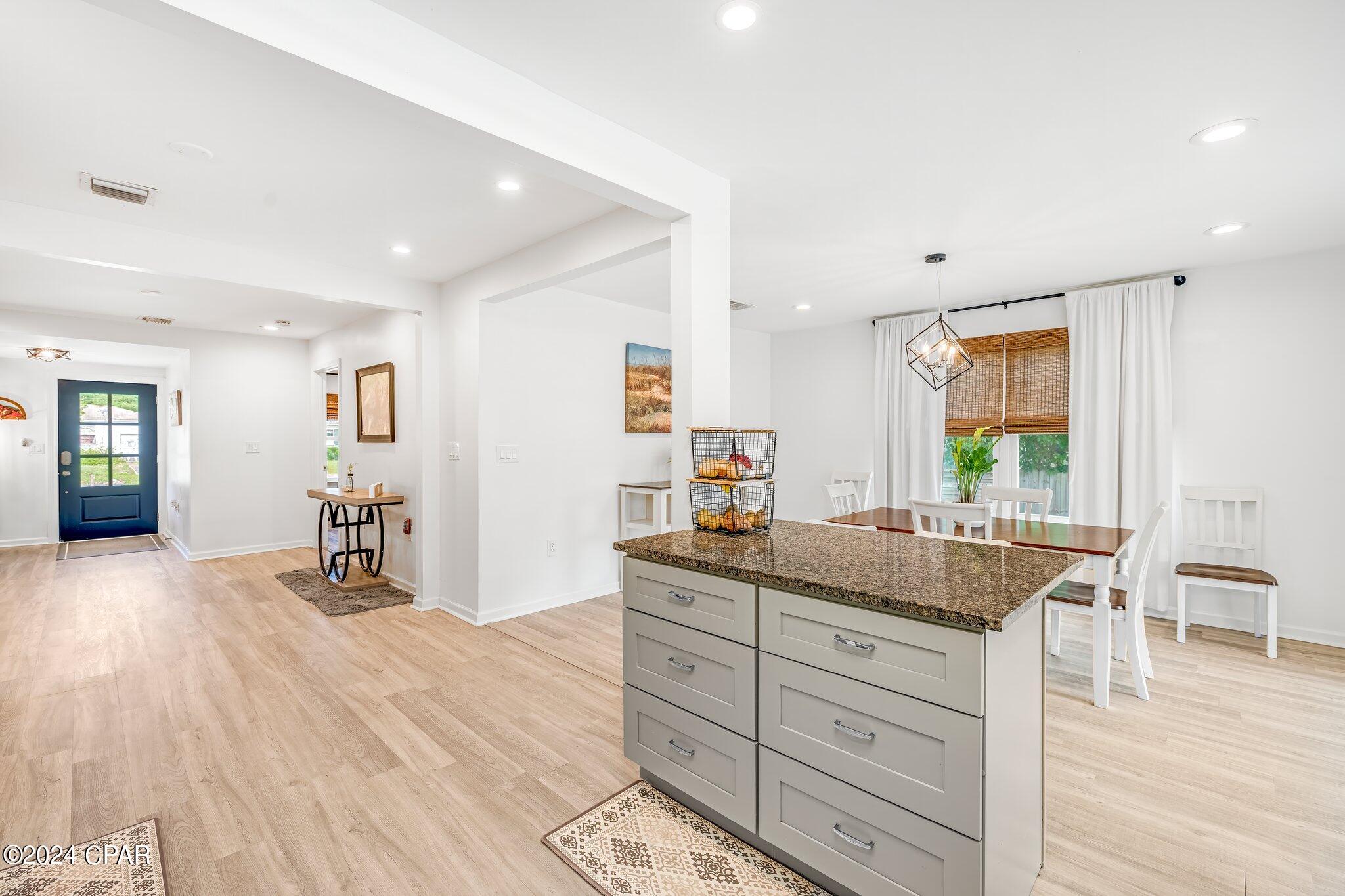 Sudduths 1st Add - Residential