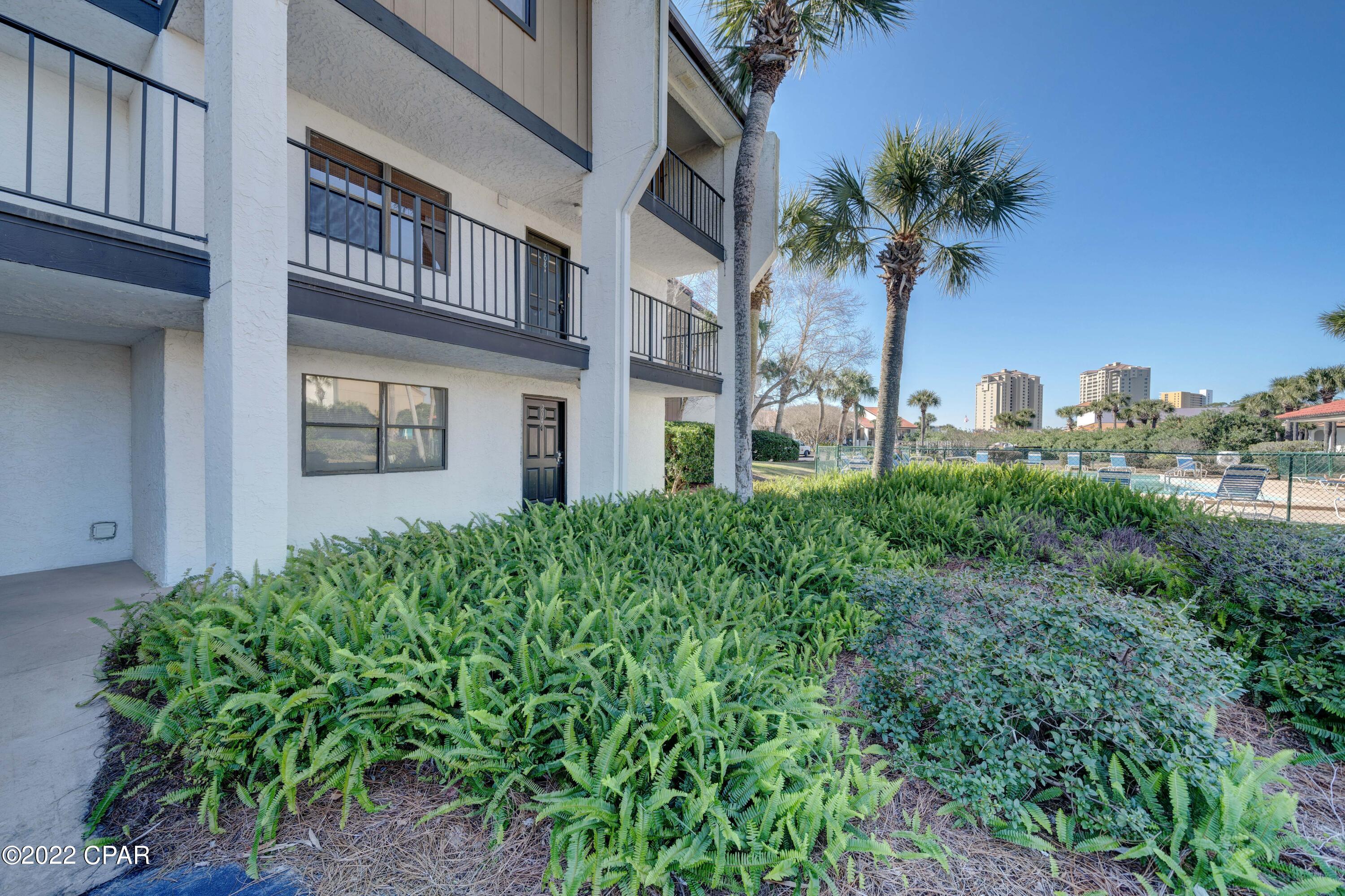 Edgewater Golf Villas 1 - Residential