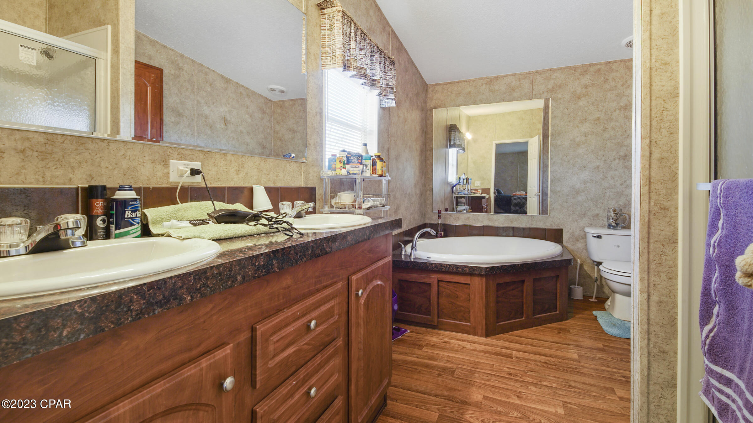 Lakewood Manor U-1 - Residential