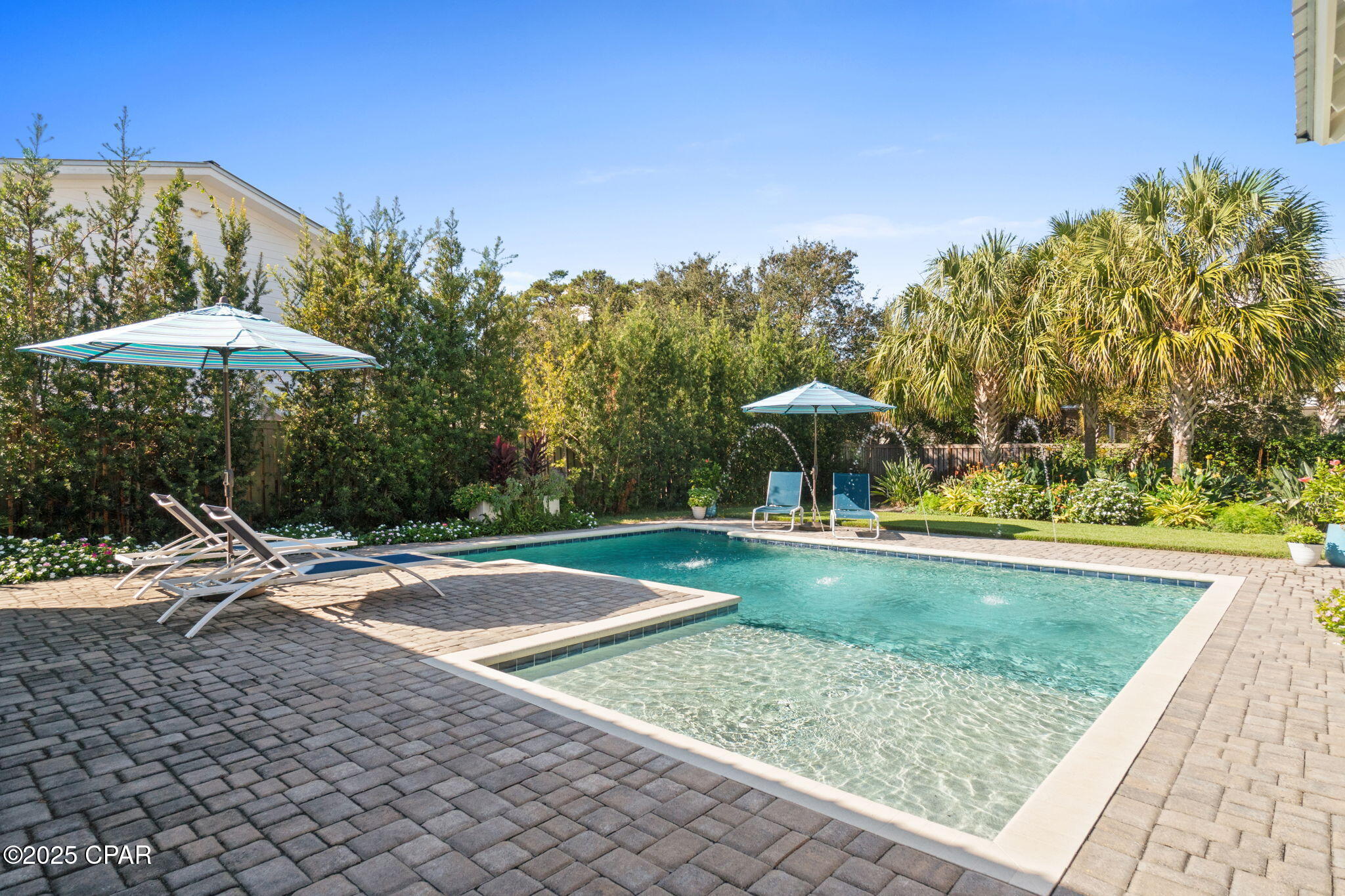 Blue Mountain Beach - Residential