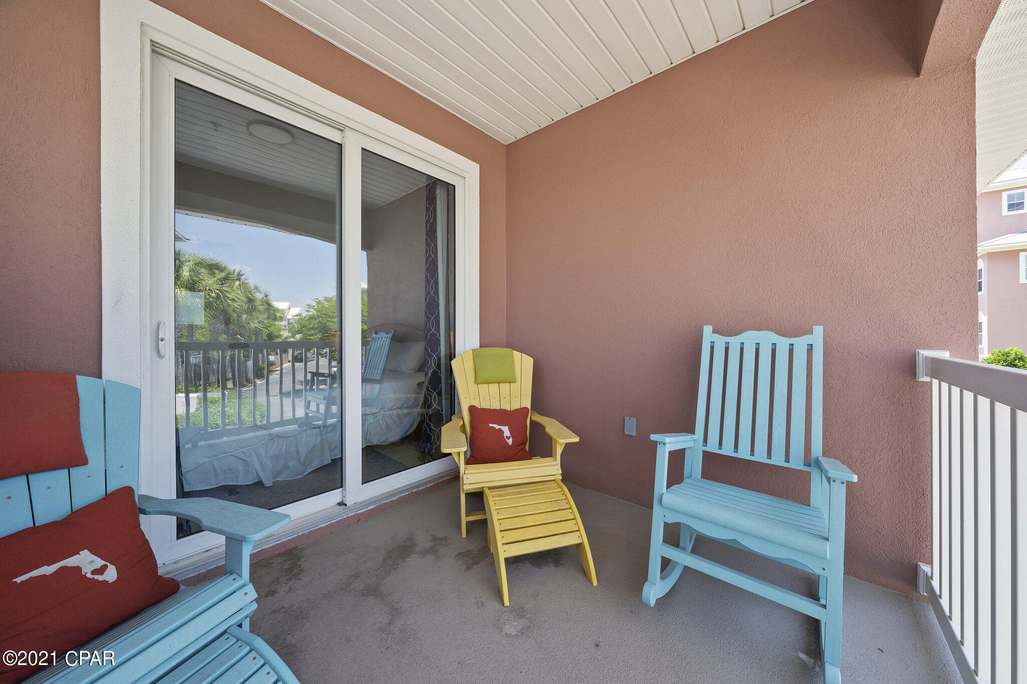 Casa Del Mar - Residential