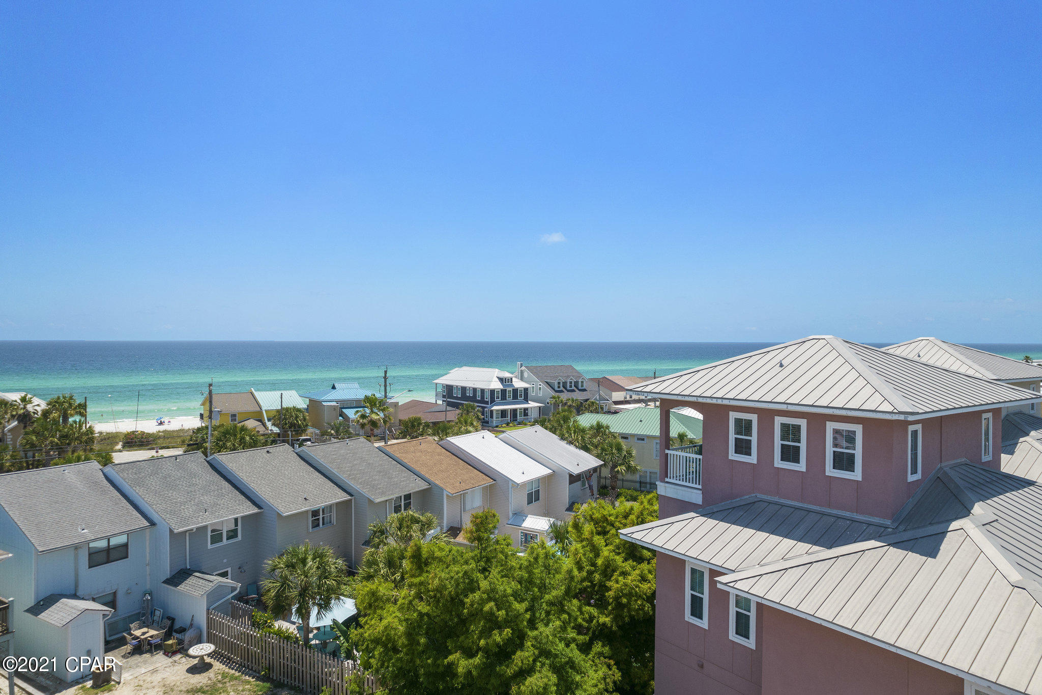 Casa Del Mar - Residential