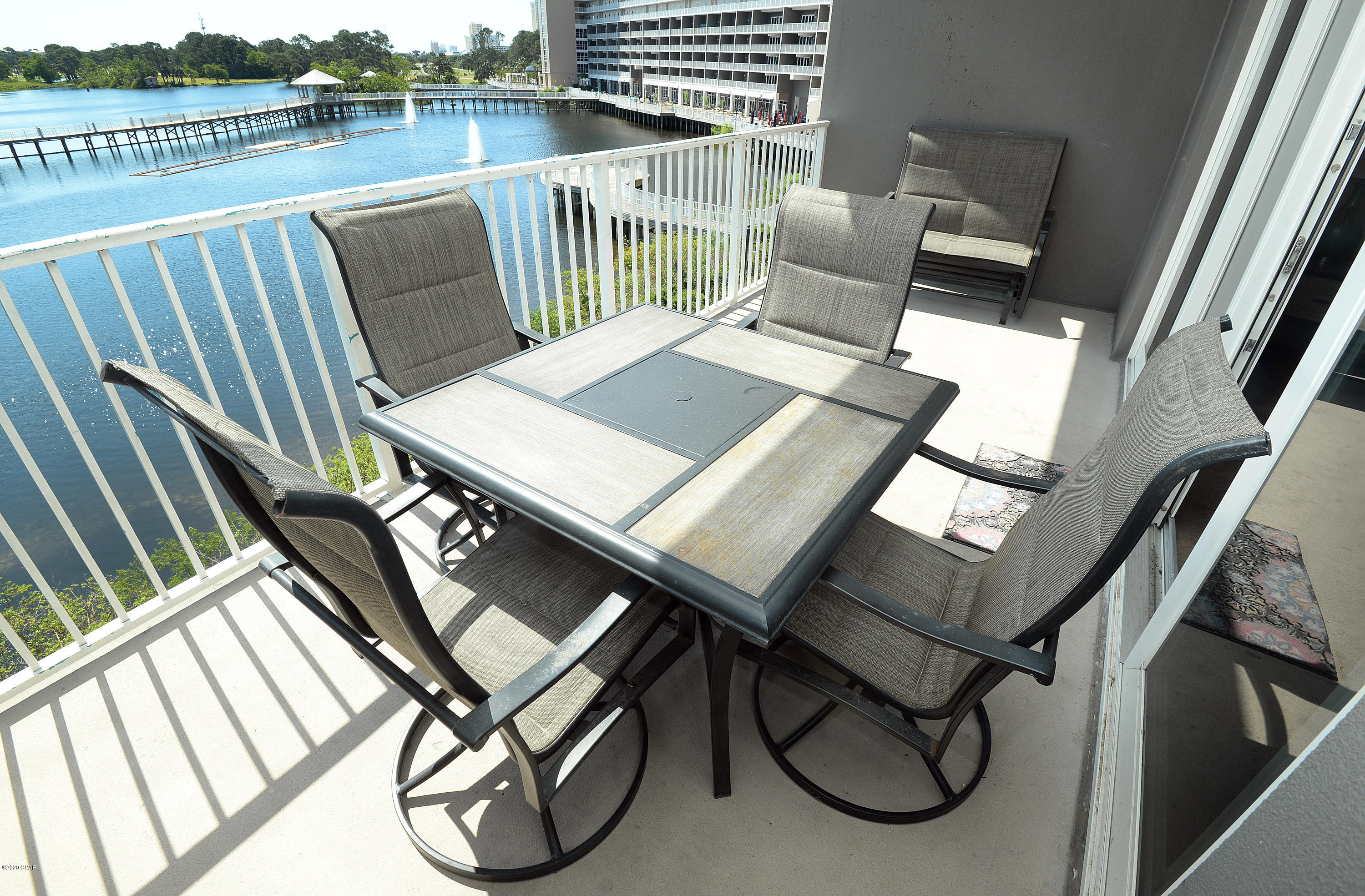 Laketown Wharf - Residential