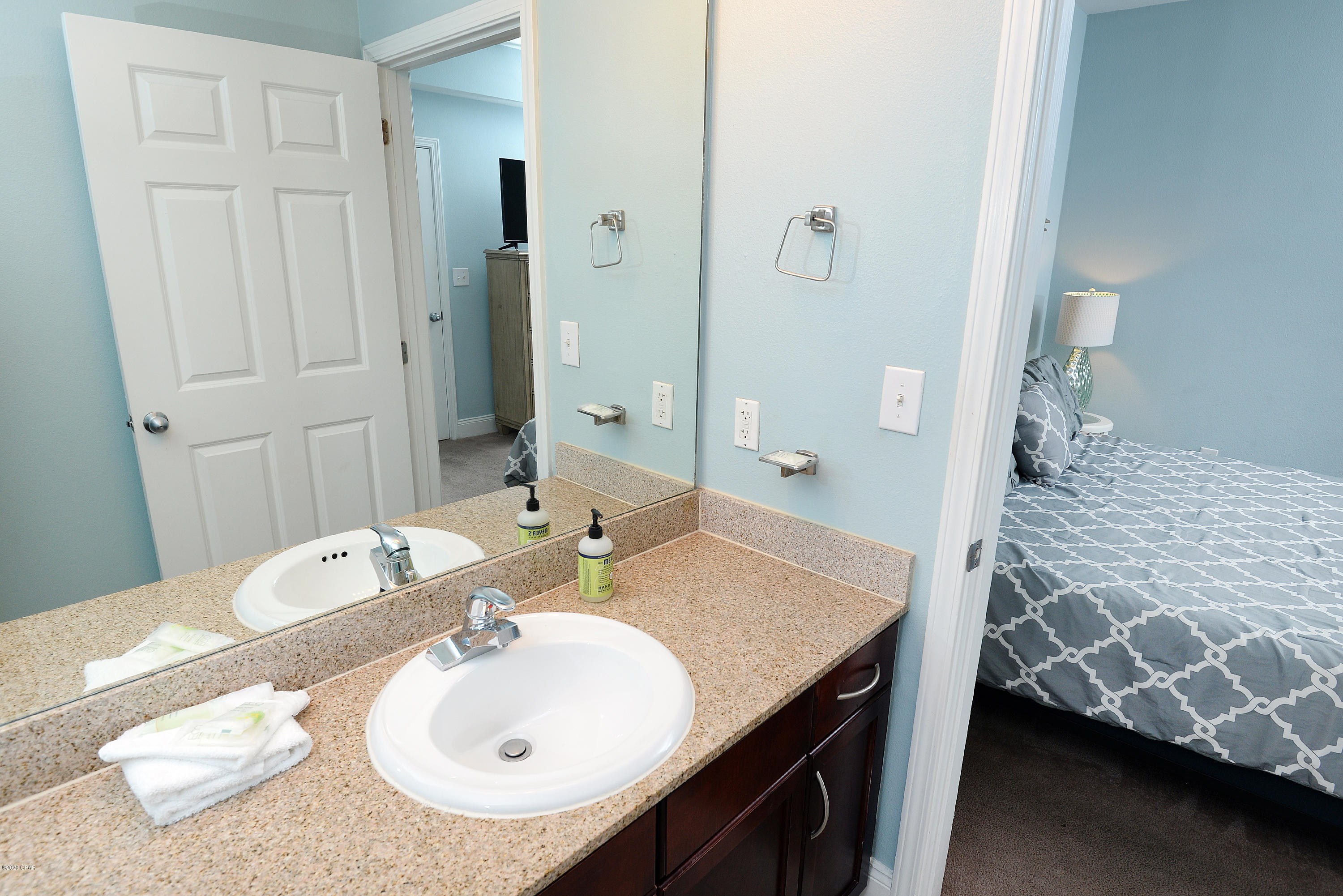 Laketown Wharf - Residential