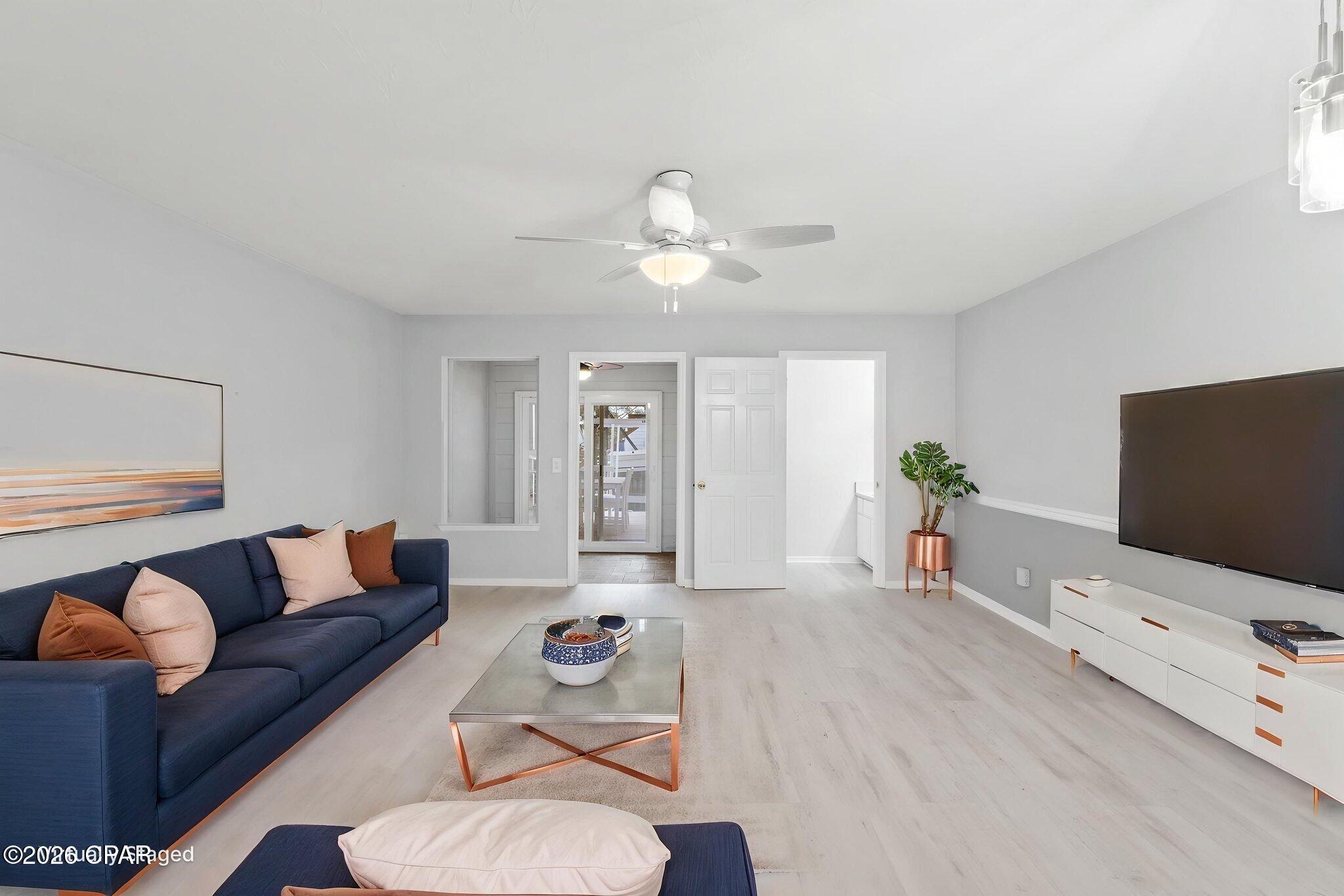 Harbour Towne - Residential