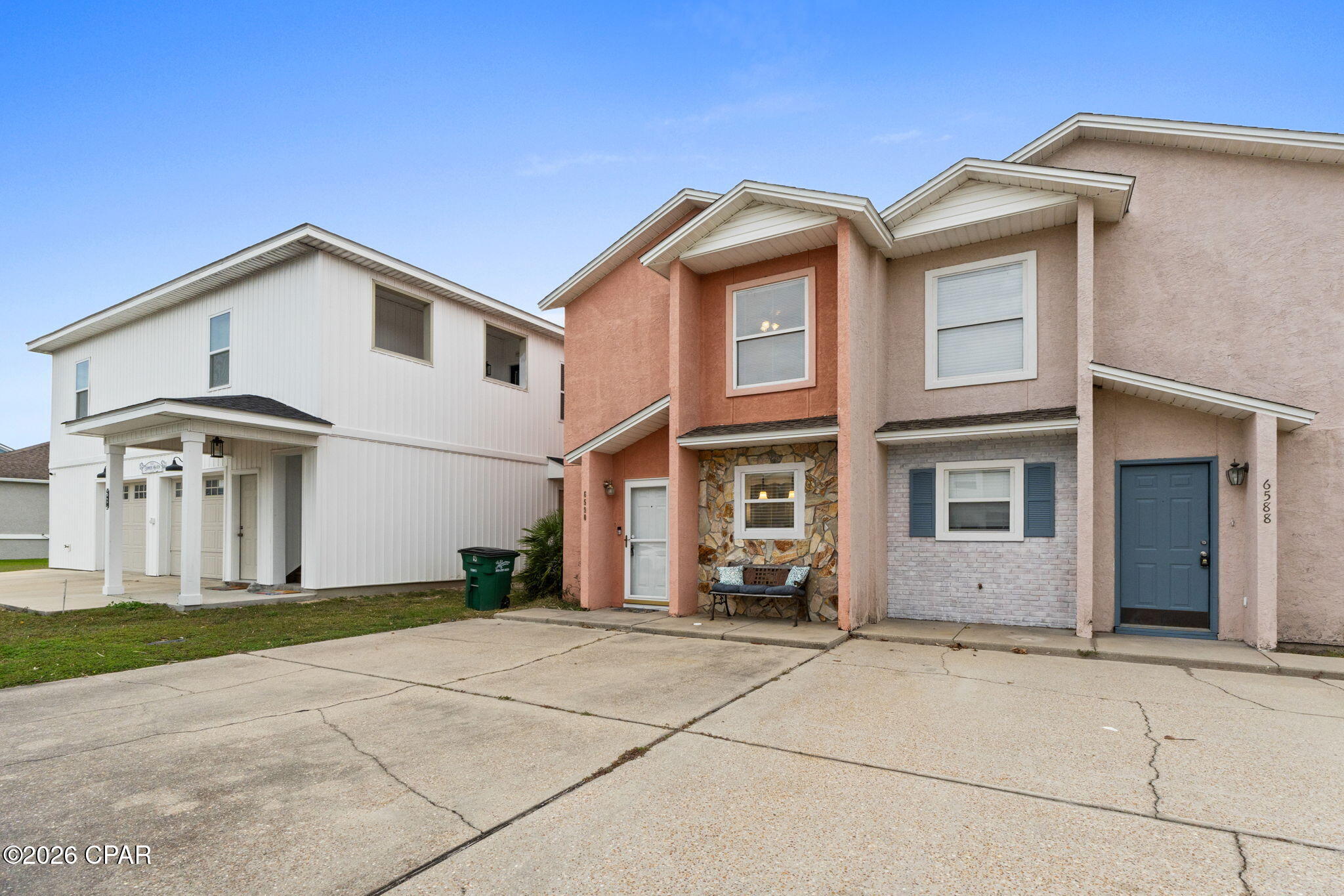 Harbour Towne - Residential