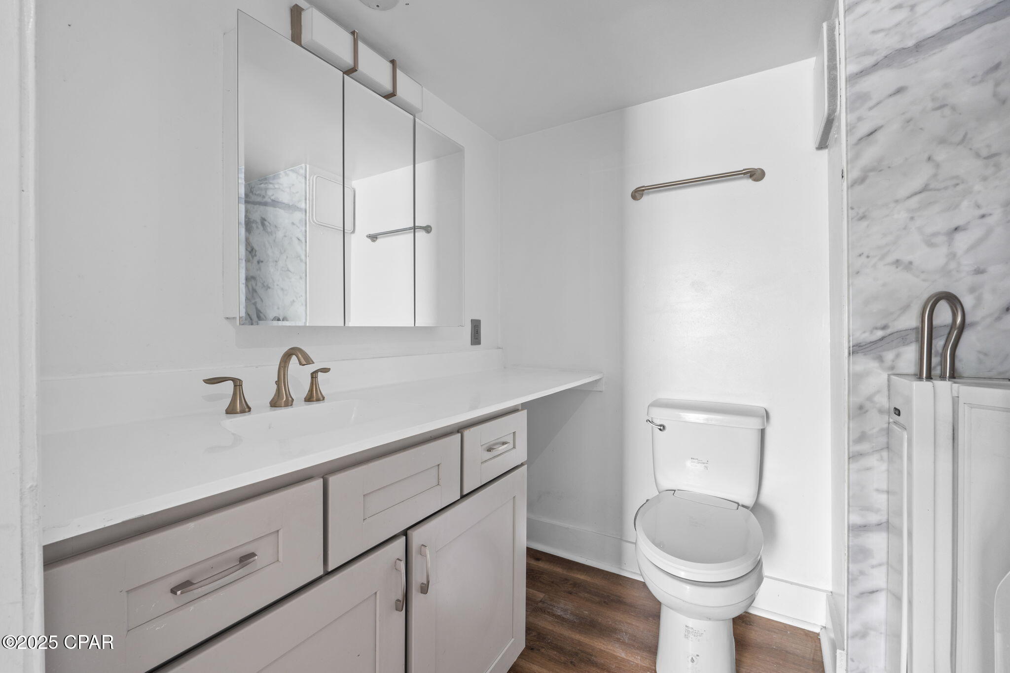 Cove Condominium - Residential