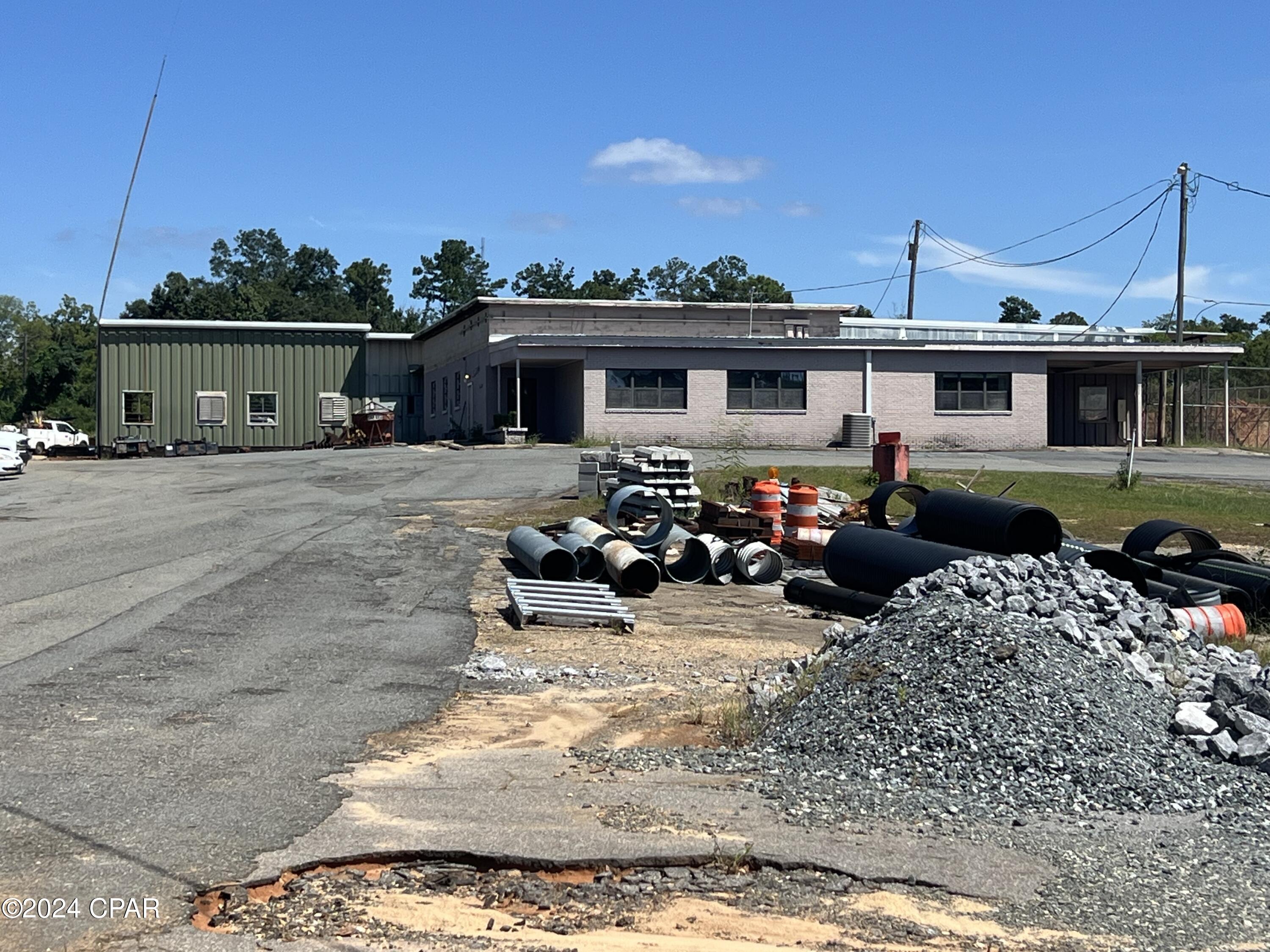 [No Recorded Subdiv] - Commercial Sale