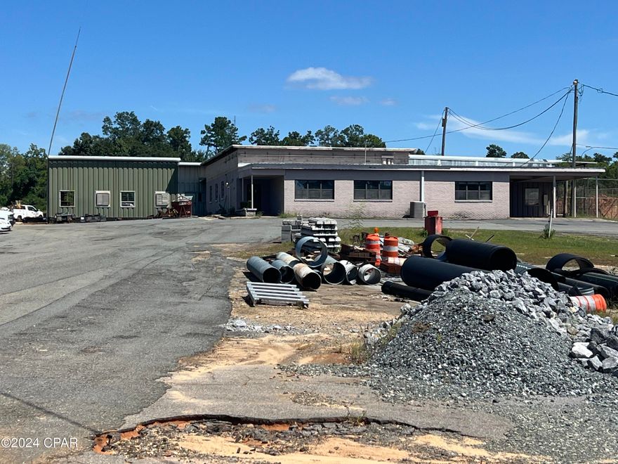 Investment opportunity in Marianna, FL on the west end off Hwy 90. There's 10 acres with an office/shop building. Easy access to busy Hwy 90 & I-10. There's 8 acres zoned commercial, and 2 acres multi-use.  Commerical zoned property
Ideal accessibility for commercial ventures
Office 2,695 sq office & 4,650 sq ft shop with 4 roll up doors 12' w & 10' H
3 parcel ID's 8 acres Commercial, 2 acres multi-use
Possible expansion
Minutes to I-10 exit 136
Seller liquidating all trucks & equipment & removing dirt pile & gravel