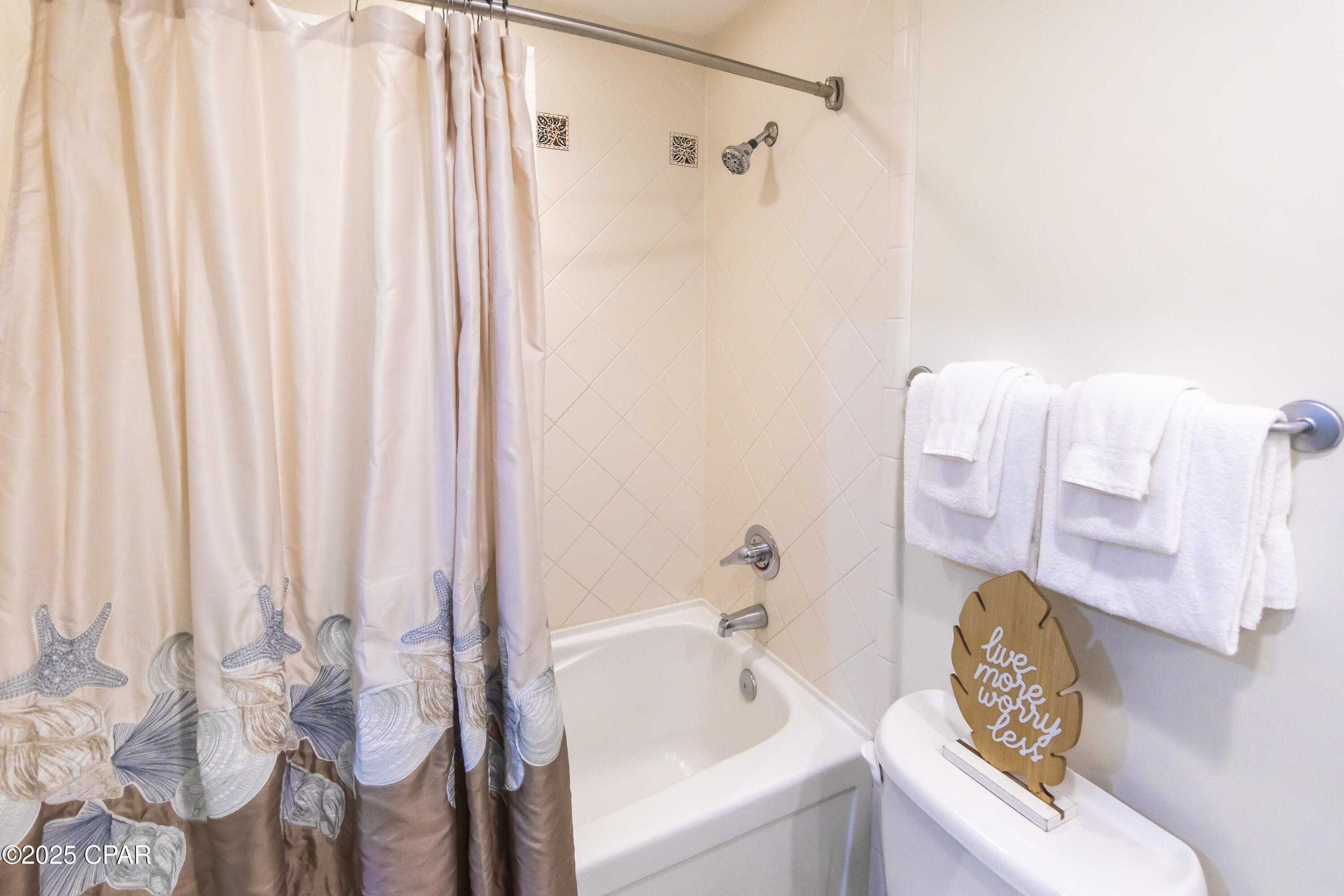 Luau Condo Ph II - Residential