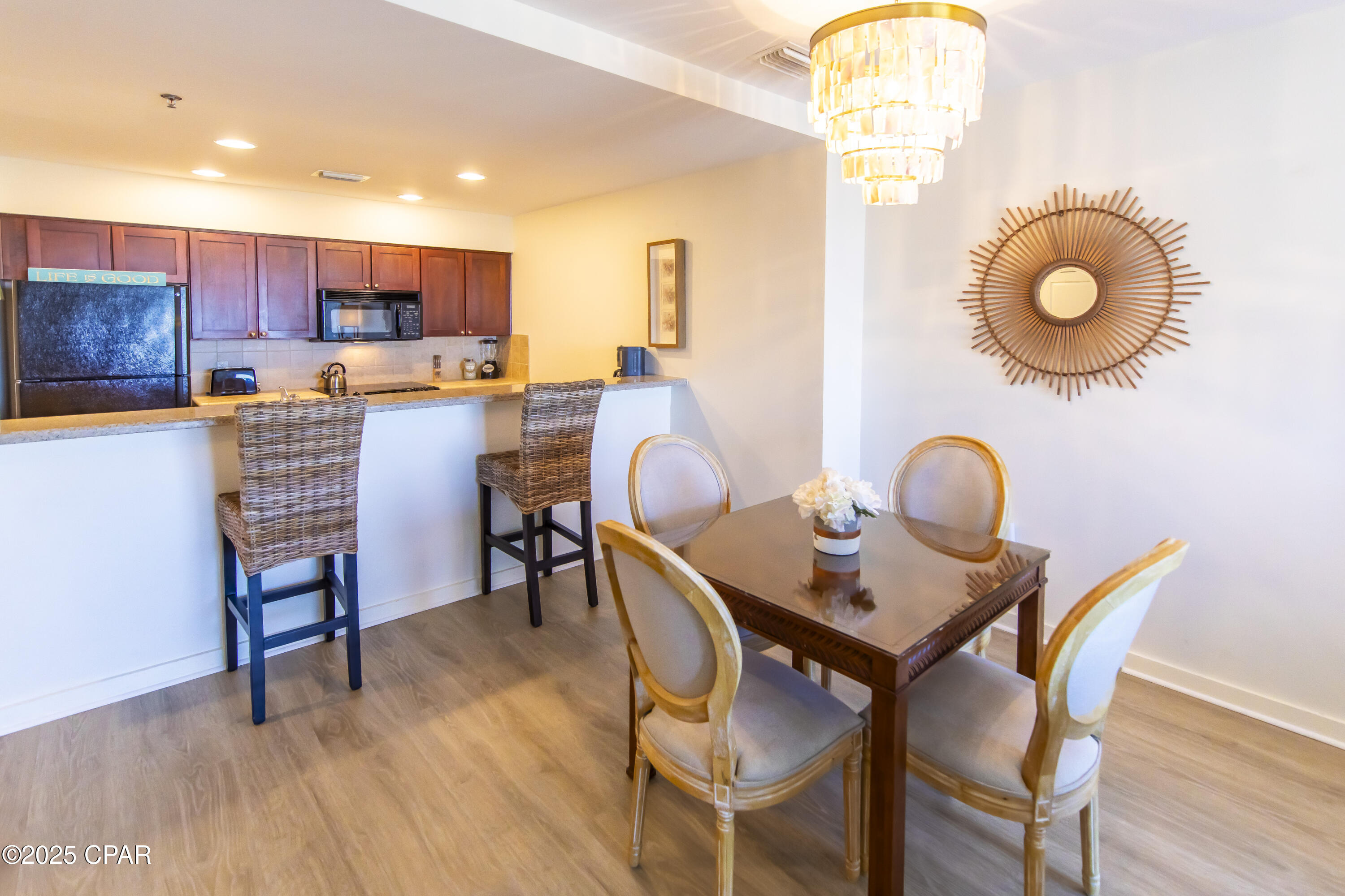 Luau Condo Ph II - Residential