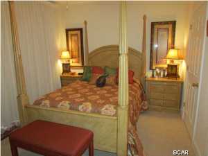 Twin Palms Resort - Residential