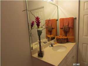 Twin Palms Resort - Residential