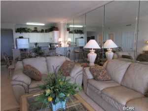 Twin Palms Resort - Residential