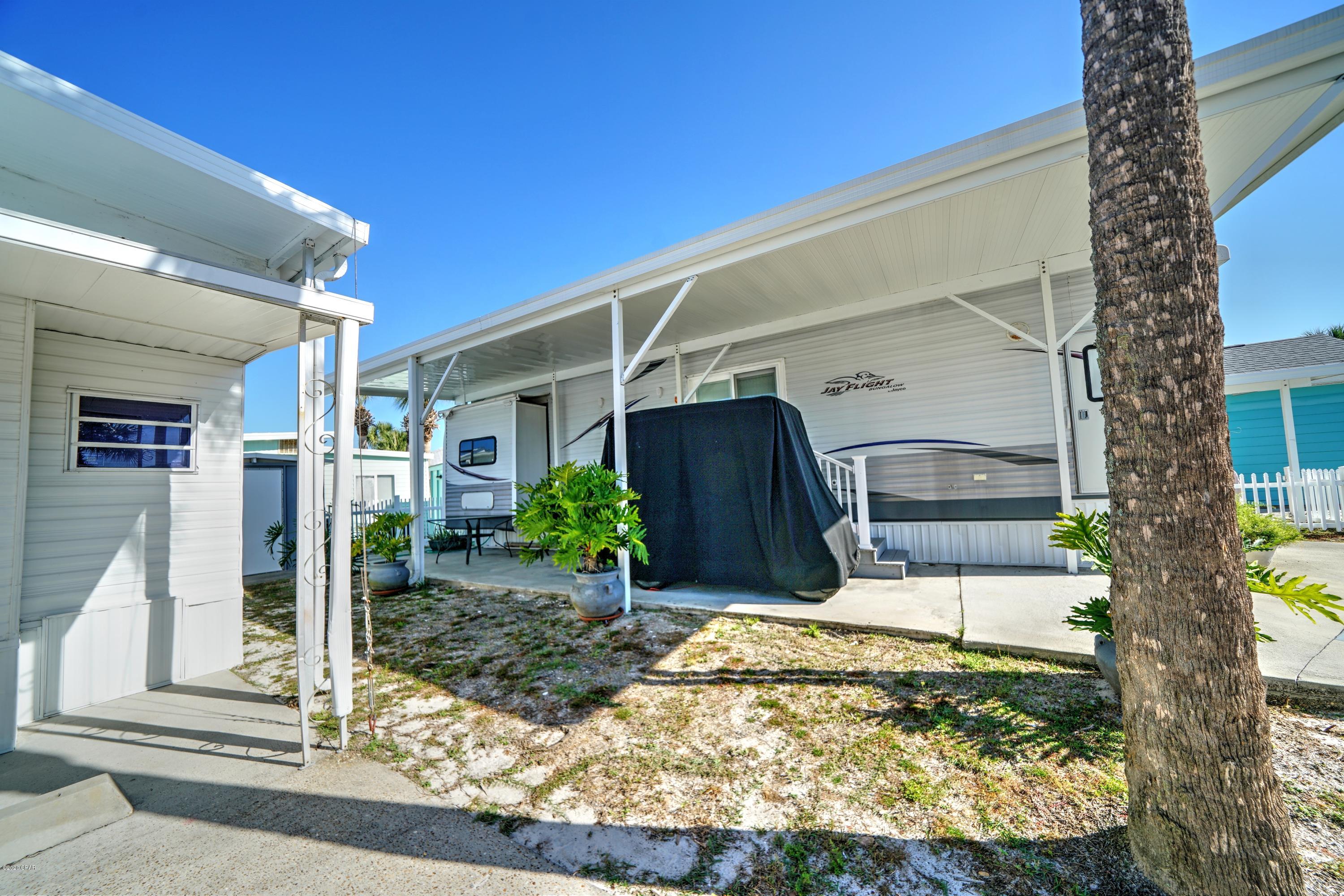 Venture Out Travel Trail - Land