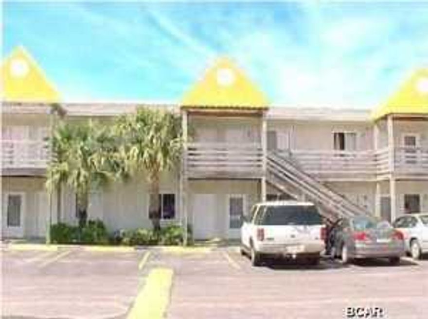 Waterfront 1BR 1BA 2nd floor unit has a balcony overlooking St. Andrews Bay. This unit is fully furnished and includes basic cable, garbage, water, community pool & washer/dryer. This unit is close to the Navy Base and walking distance to Gulf Coast Community College Campus and Berg Pipe.