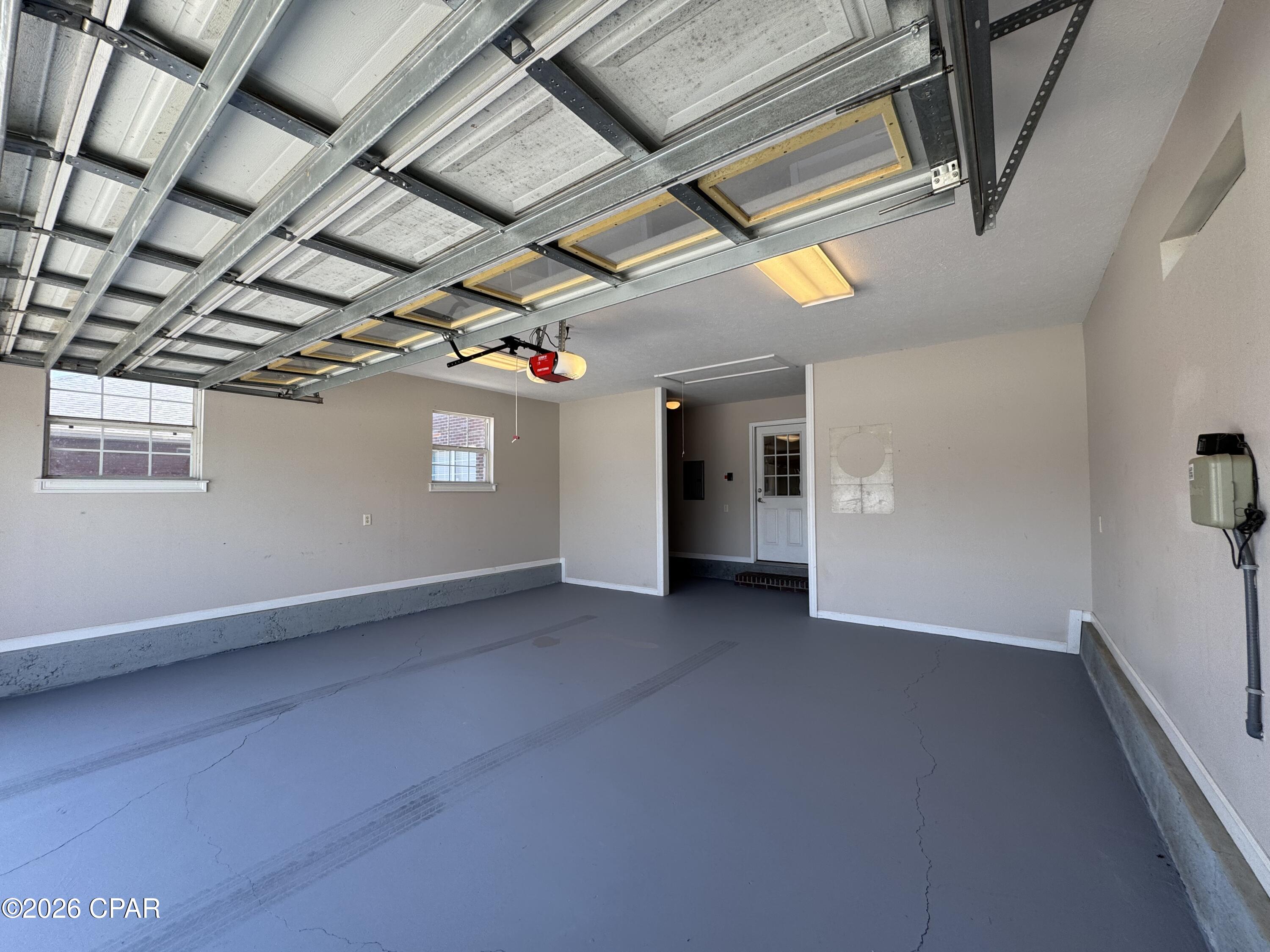 Brentwood Estates - Residential Lease