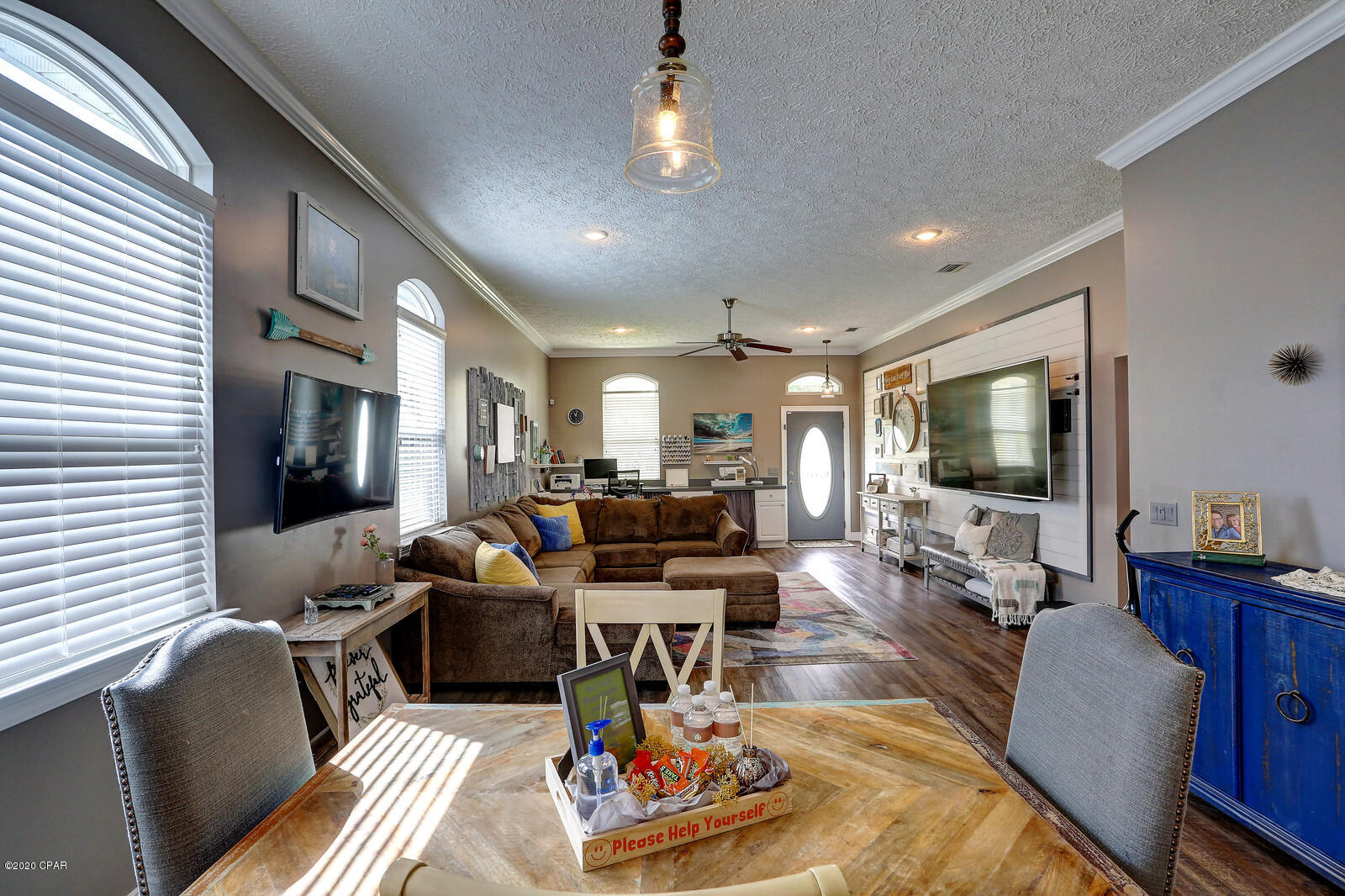 Riverside Park - Residential