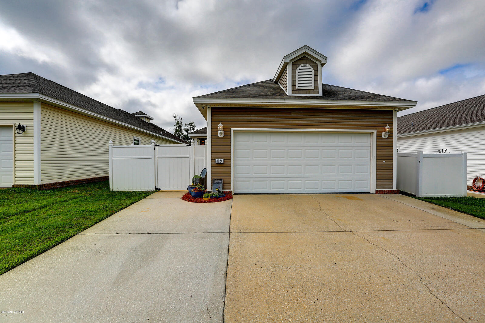 Riverside Park - Residential