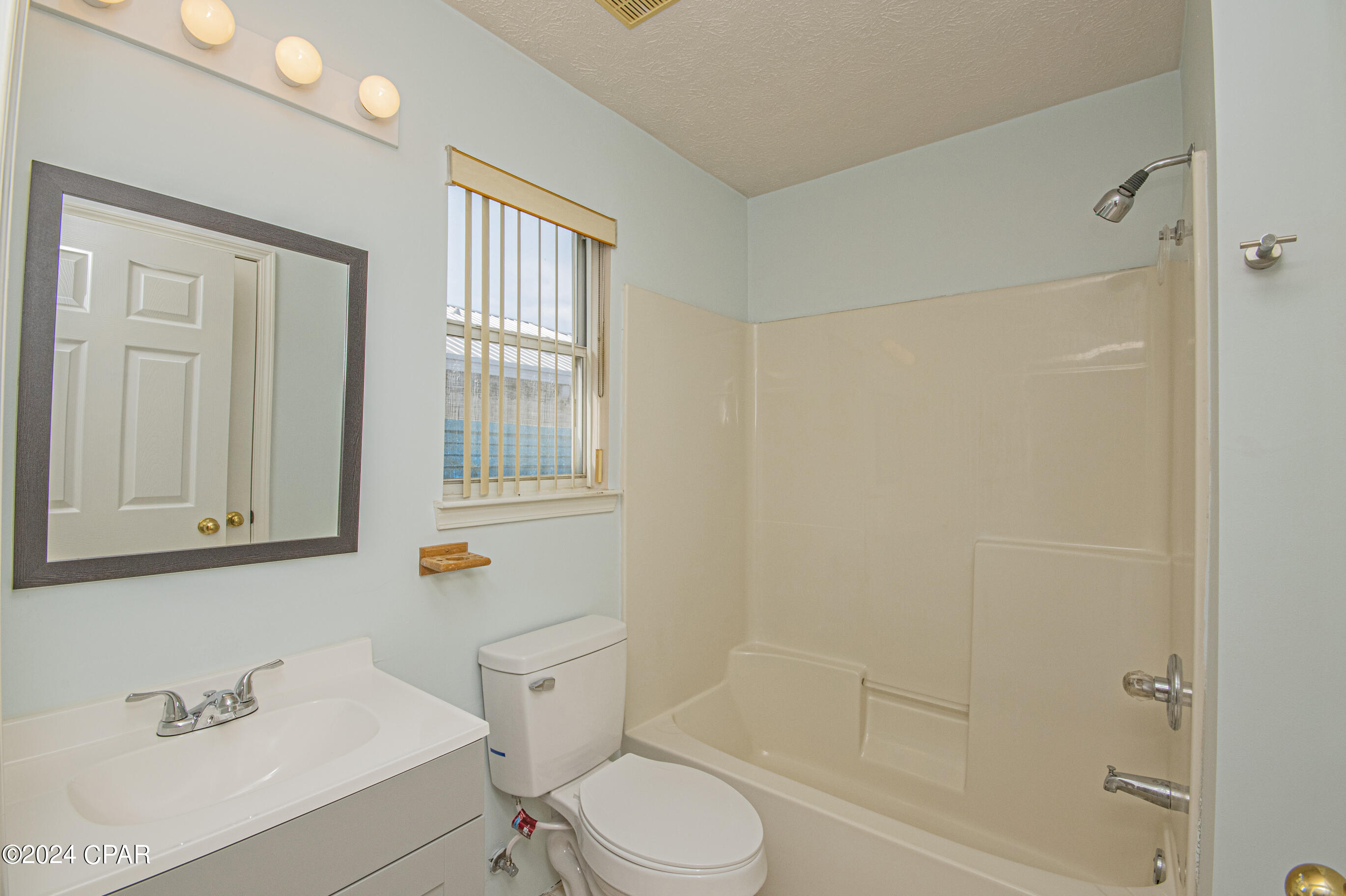 Pinetree Place - Residential