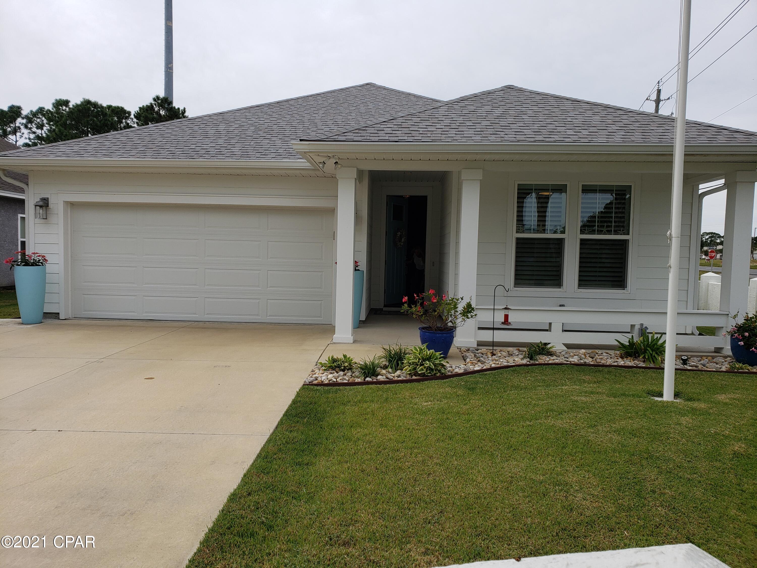 Jamaican Lake Condos - Residential