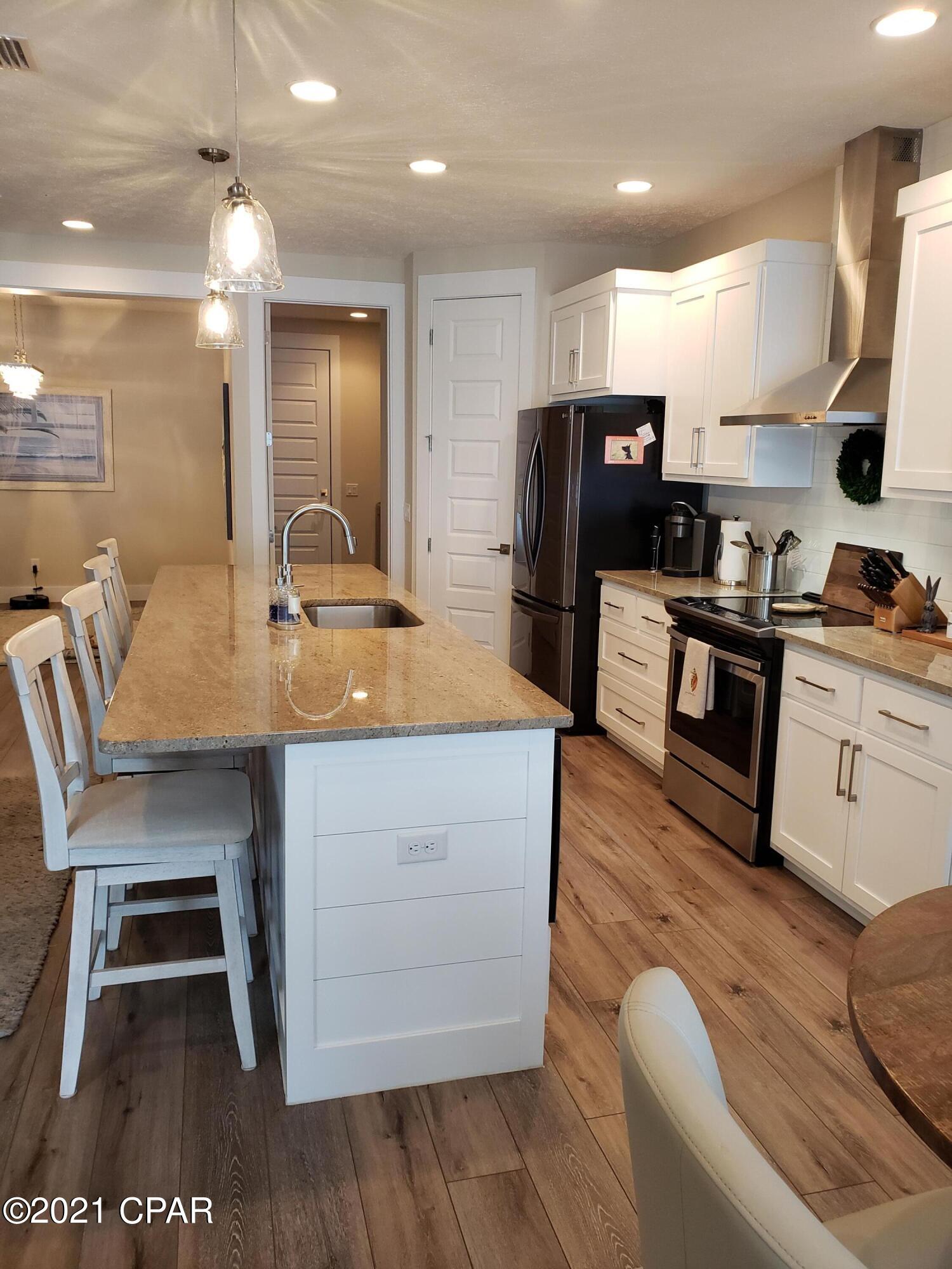 Jamaican Lake Condos - Residential