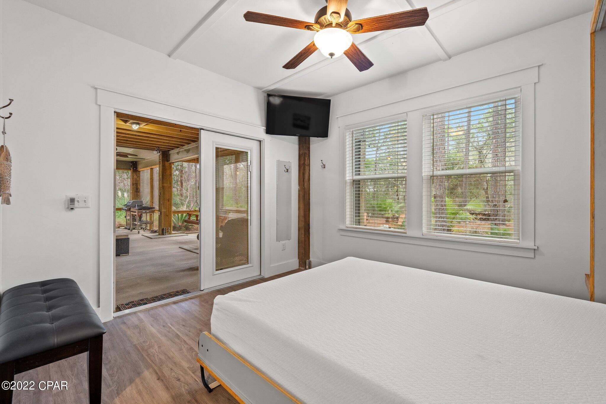 Rivercamps On Crooked Creek - Residential