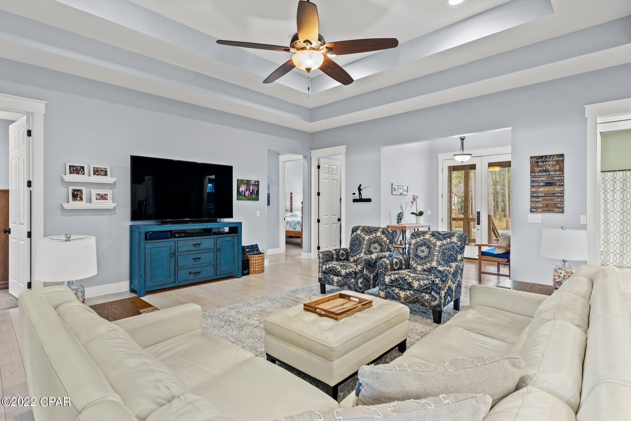 Rivercamps On Crooked Creek - Residential