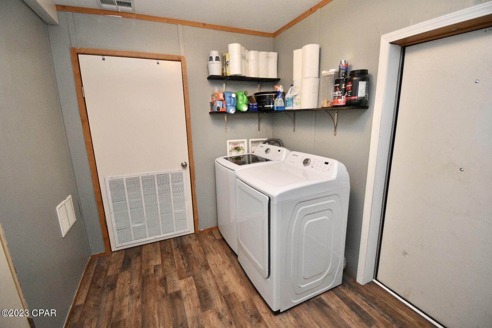 [No Recorded Subdiv] - Residential