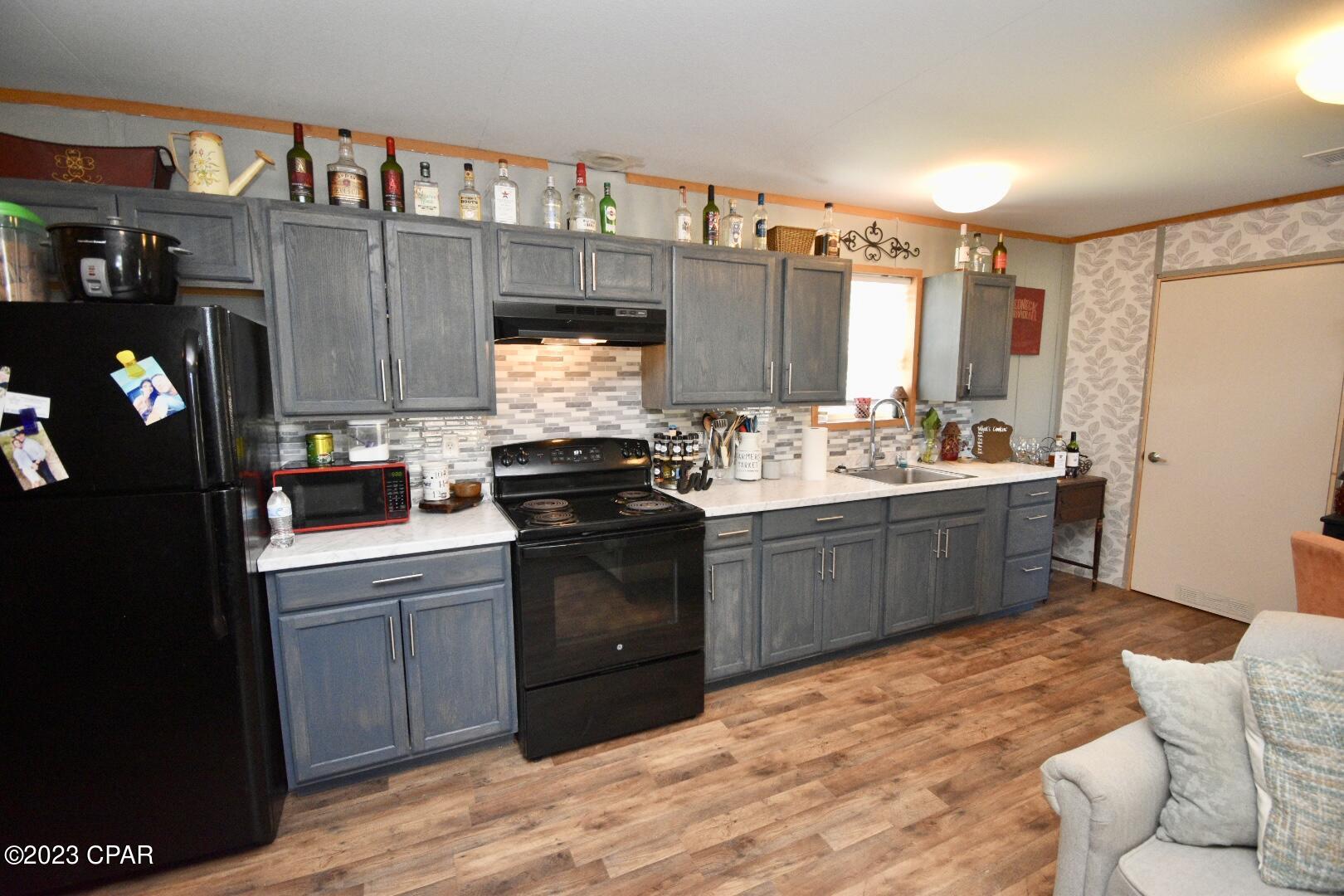 [No Recorded Subdiv] - Residential