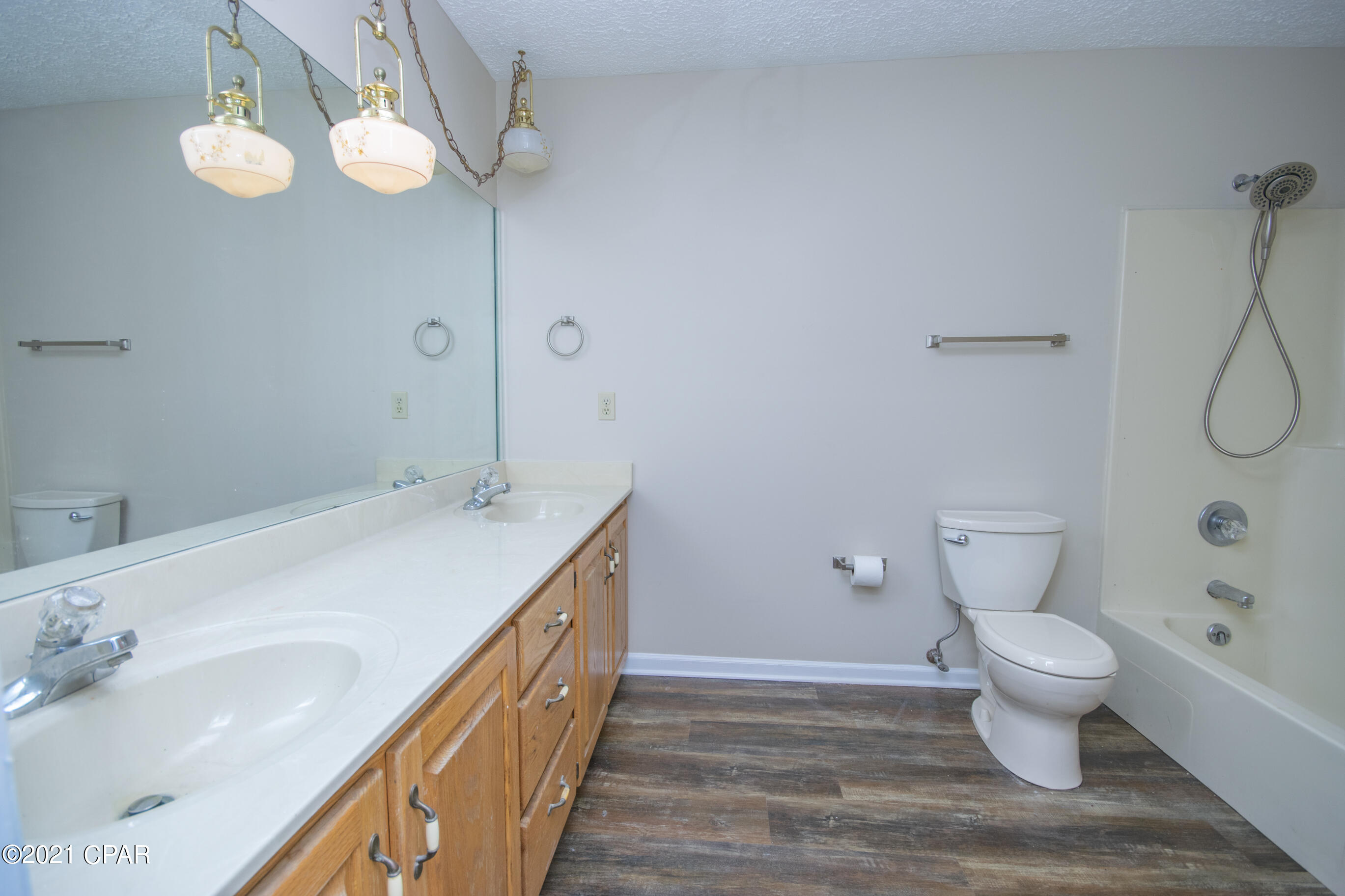 Grimes Callaway Bayou Est U-5 - Residential